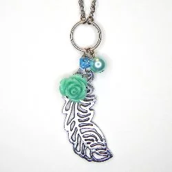 AQUA BLUE CRYSTAL ROSE FEATHER NECKLACE