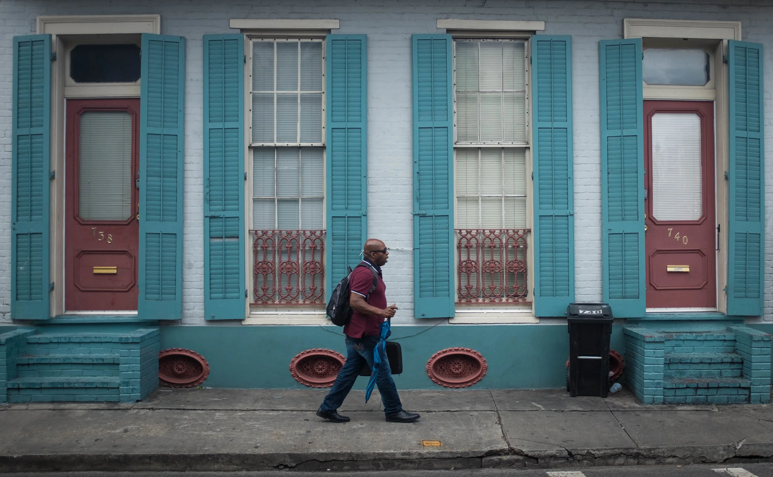 Man walking in French Quarter New Orleans, LA Fuji X100T 6.16