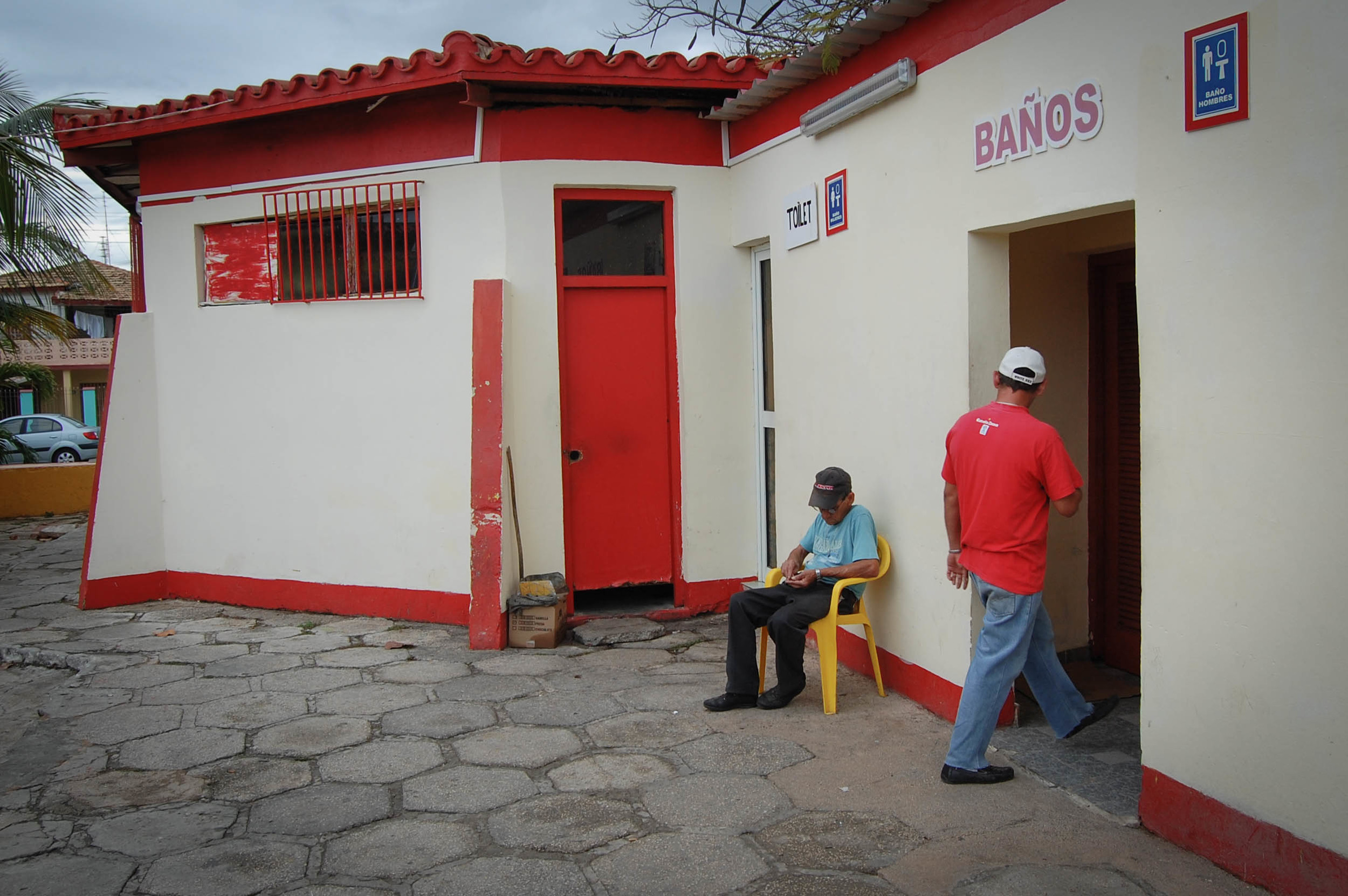  Toilet attendant Varadero, Cuba Nikon D40, 18-55mm F3.5 3.13 