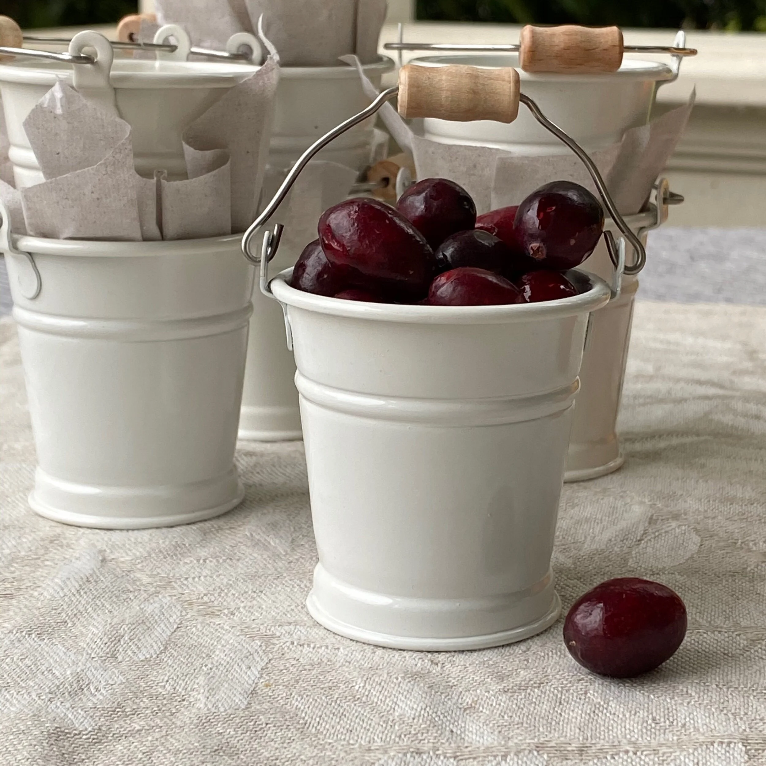 0EEE34A2-9574-4FAA-A85C-FA171C4486E2