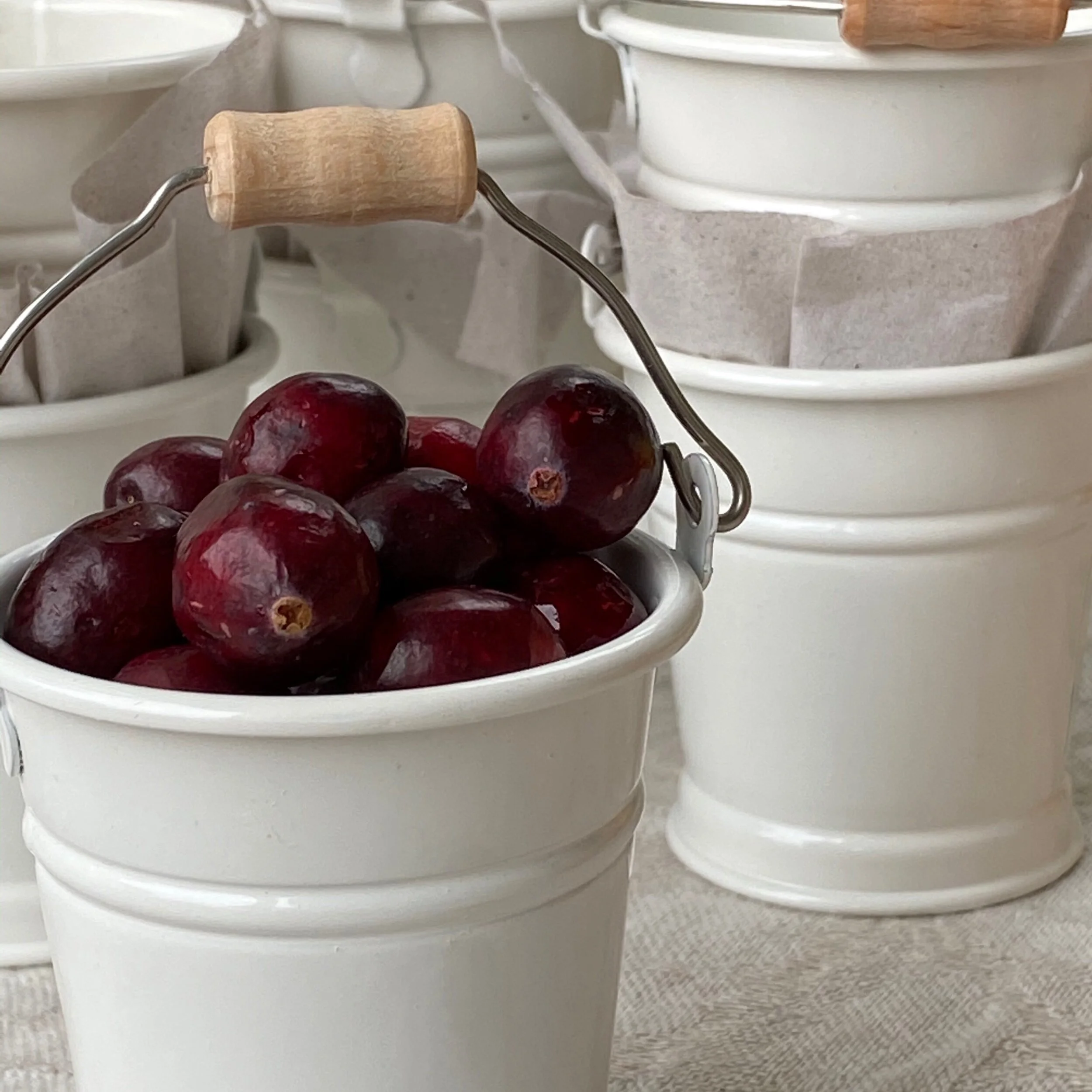 74C3784A-27A4-4B1E-AB81-2605E5A987AB