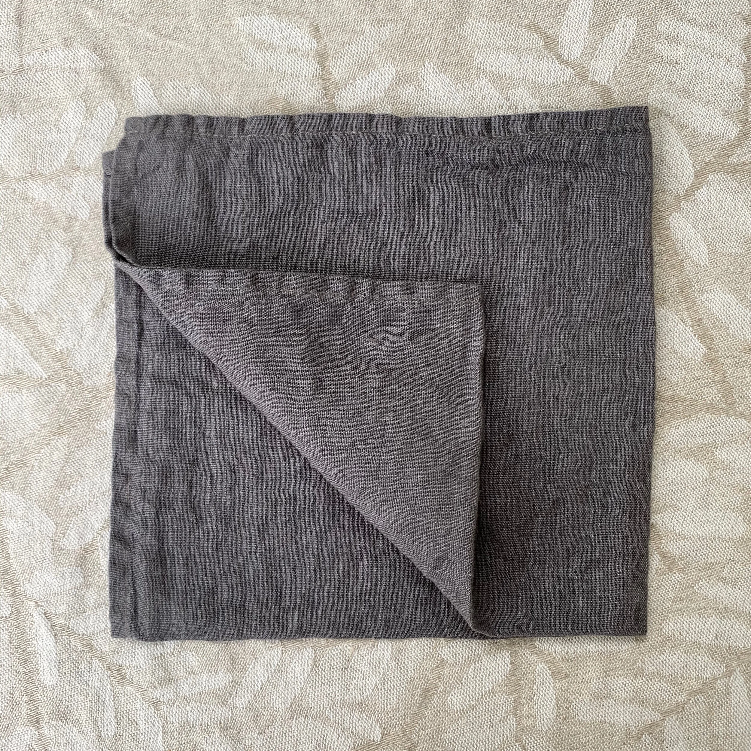 D956A2B3-8D2A-4DF0-832D-83321EE897C6