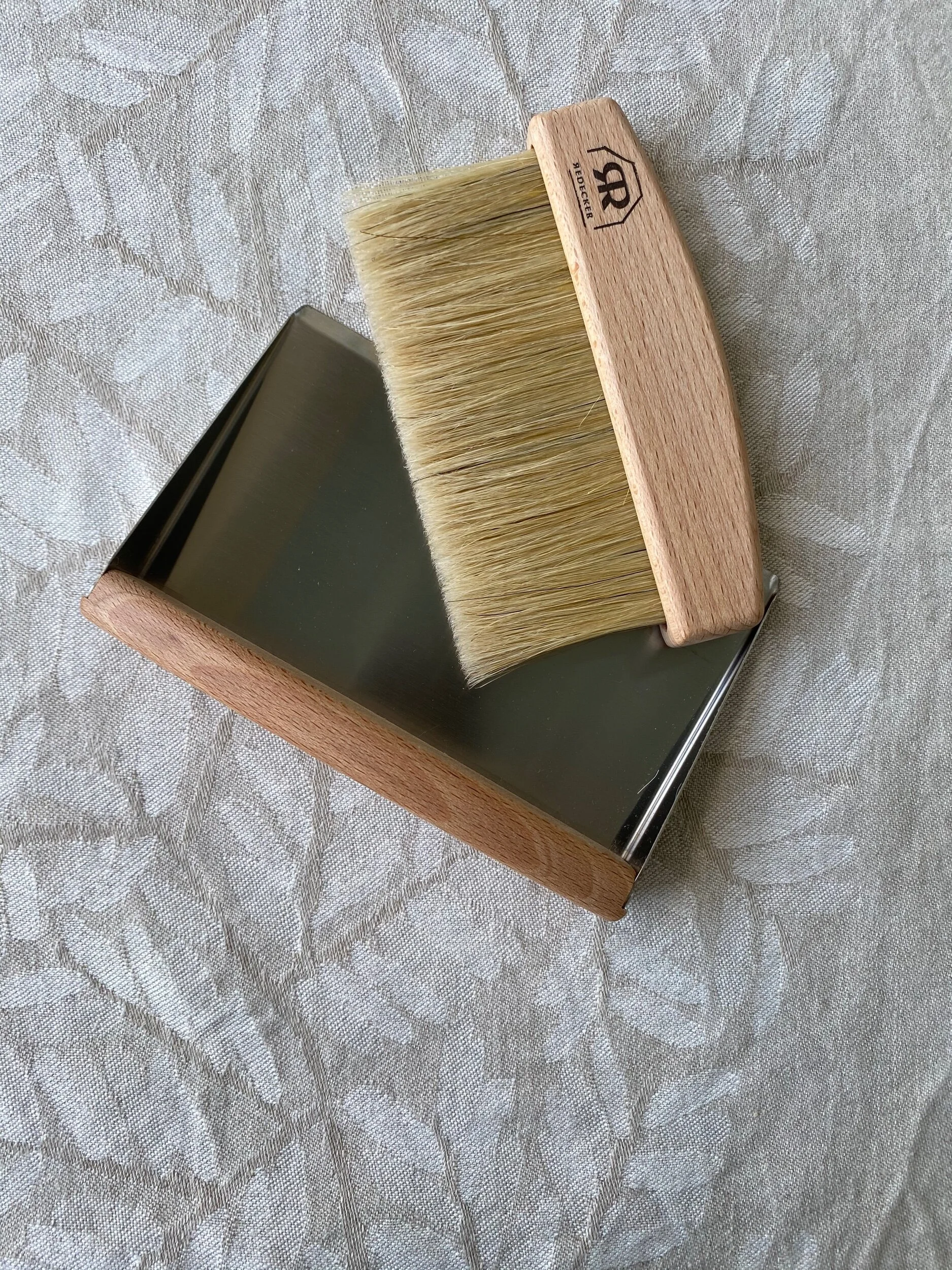 EF16842B-CF6A-4196-9845-6386C7ABE57F