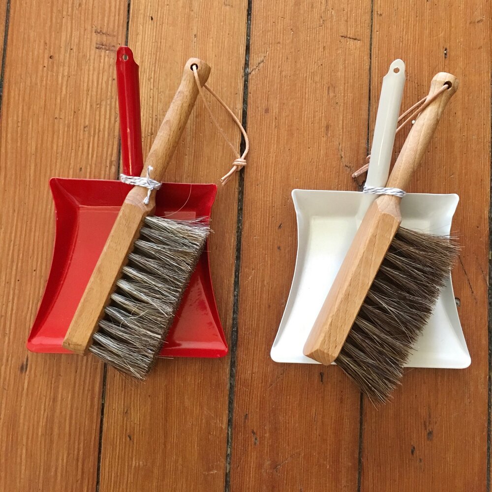 Dustpan & Brush Set