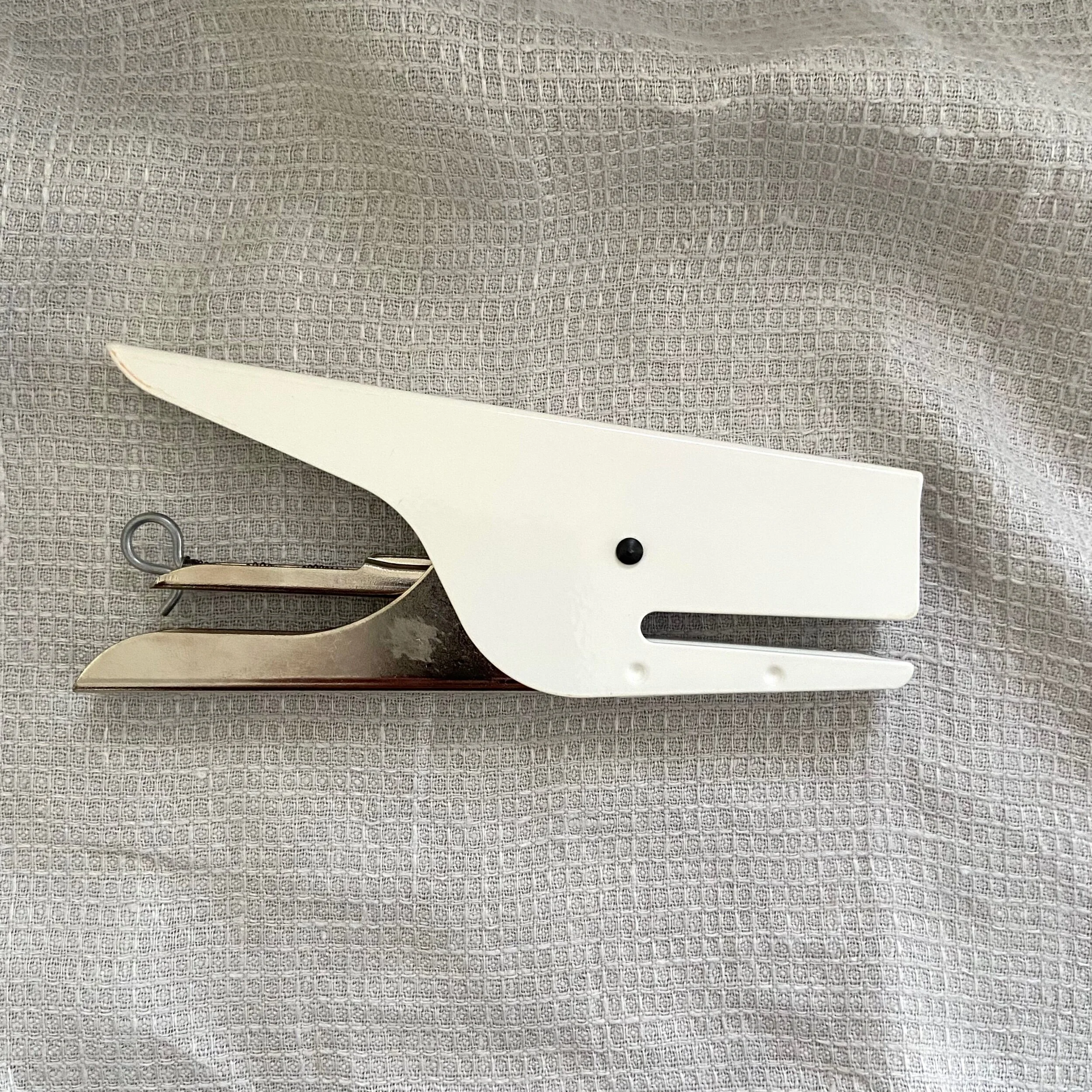 9E11B8D1-48AA-4F4A-9AAA-DF1EE4A6CF37