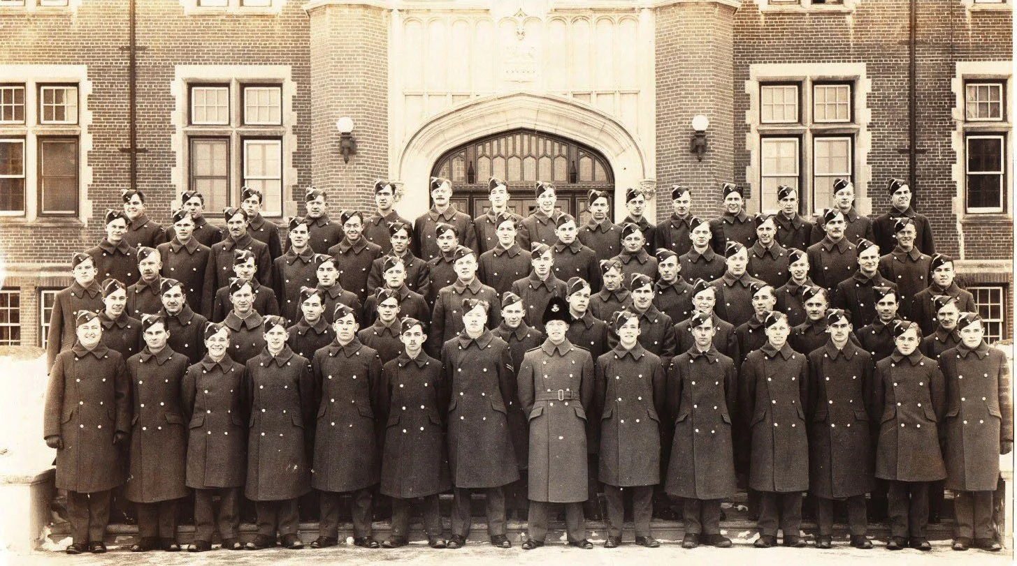 Gramdpa in group pose_0002 34.jpg