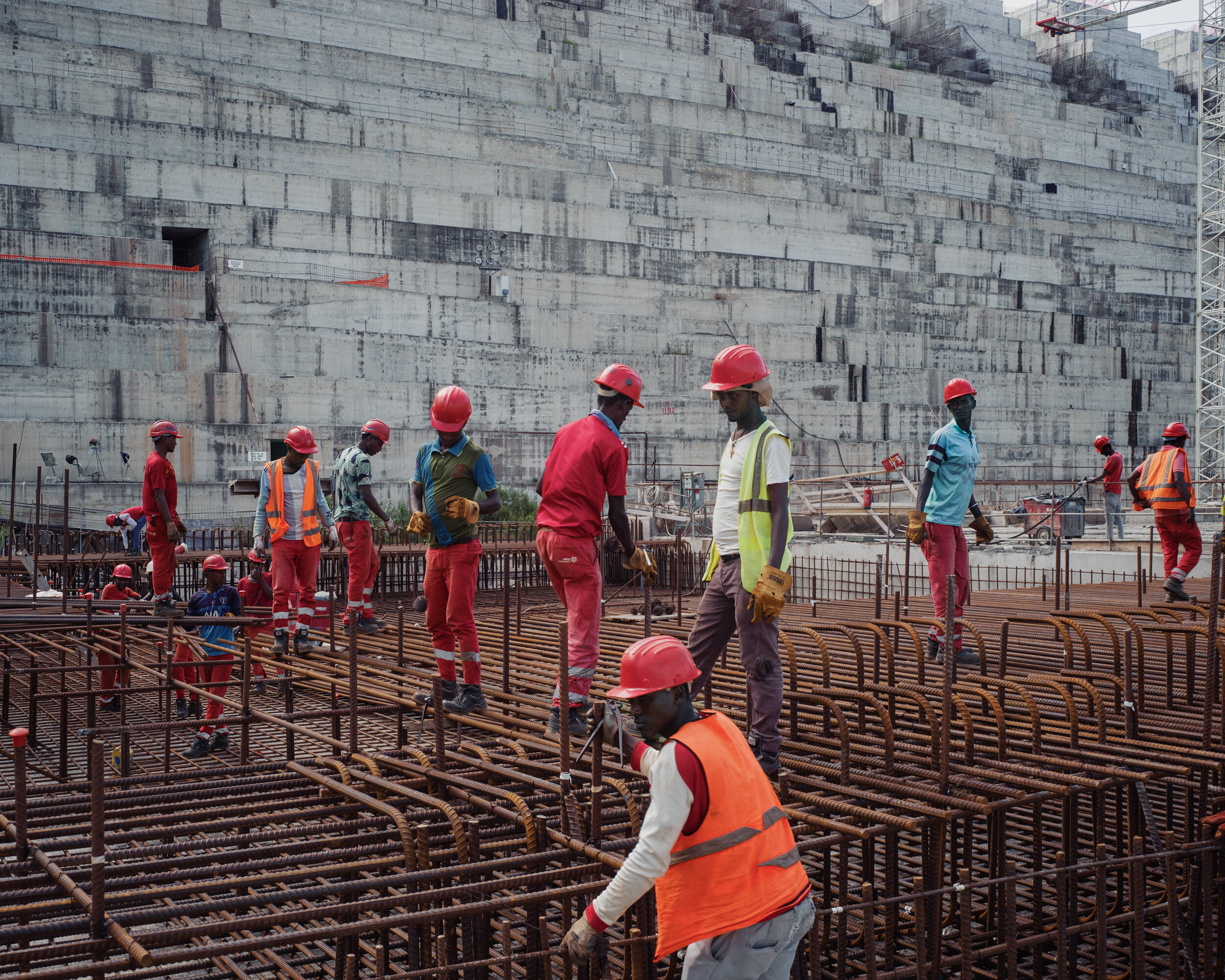  Ethiopia, October 2019. Locals at work at the sight of the Grand Reneissance Dam. ***The Grand Reneissance Dam is one of the the largert infracsture under construction in Ethiopia with the support of Chinese  investment. Is a gravity dam on the Blue