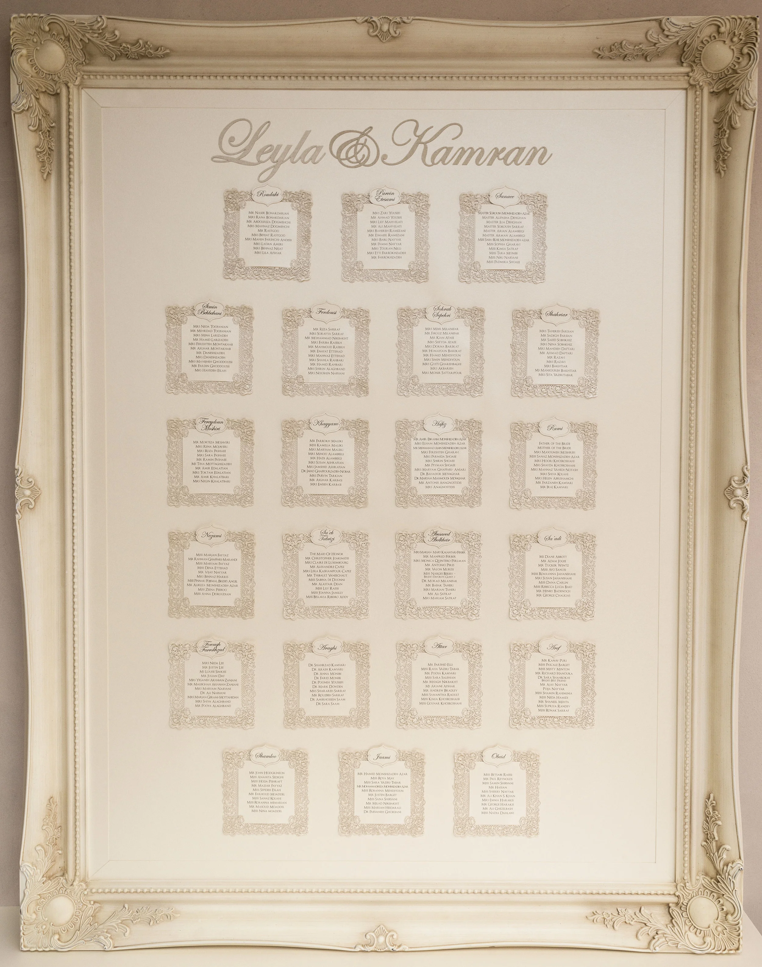 rose&lace_wedding_tableplan_1.jpg