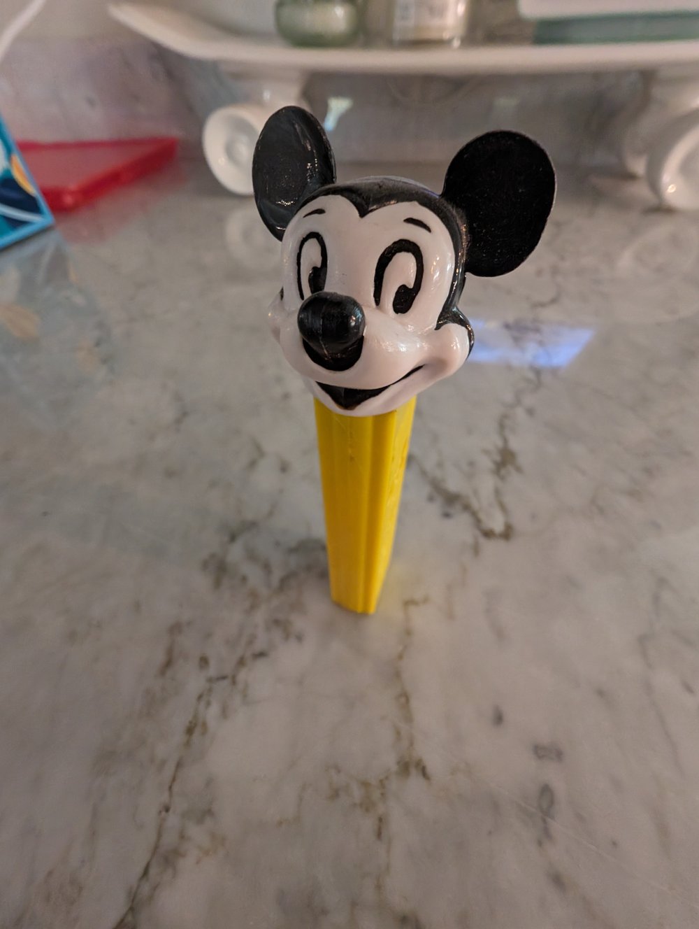 mickeydiecut.png