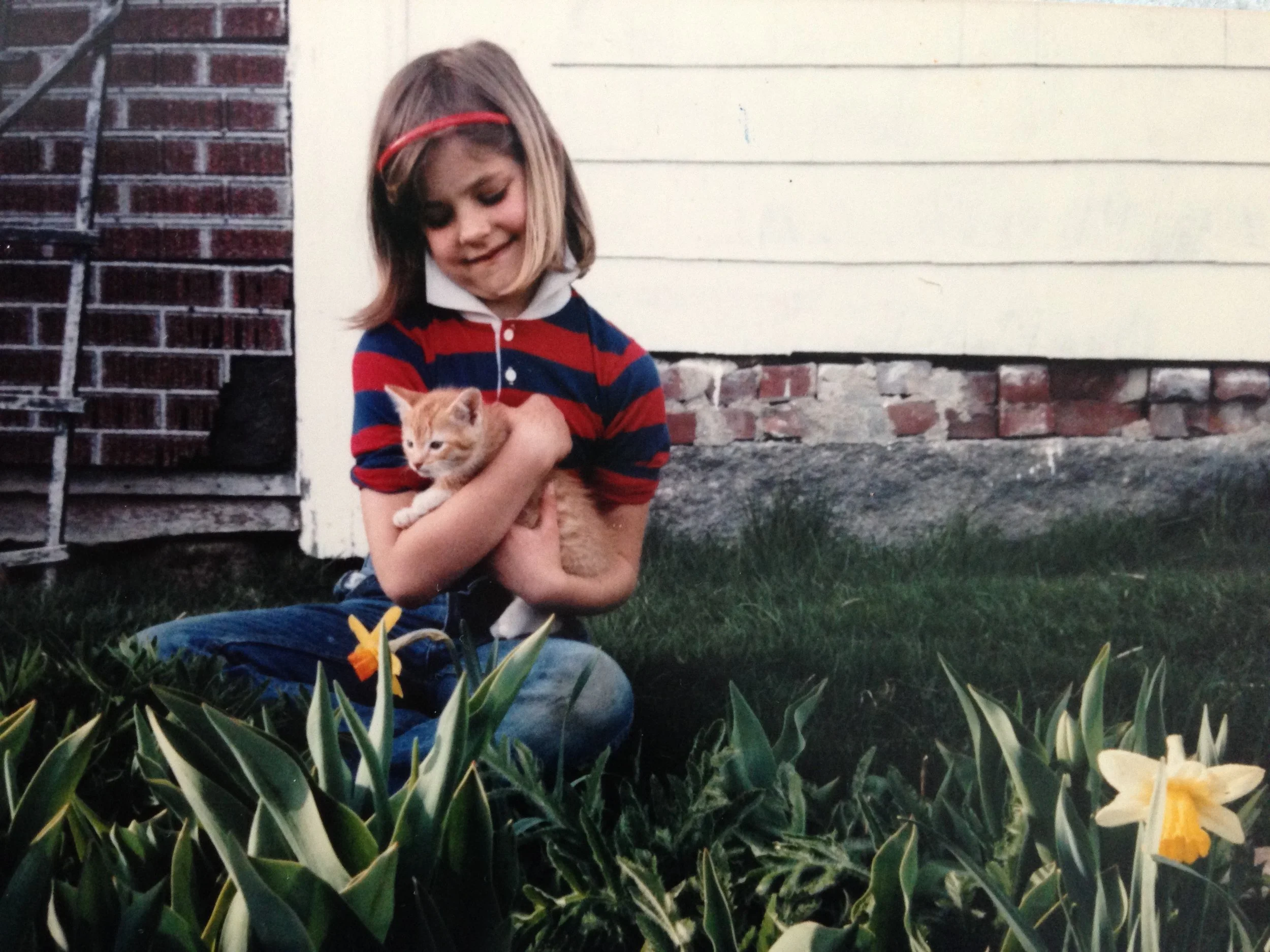 AnicaMroseRissiwithkitten1986.jpg