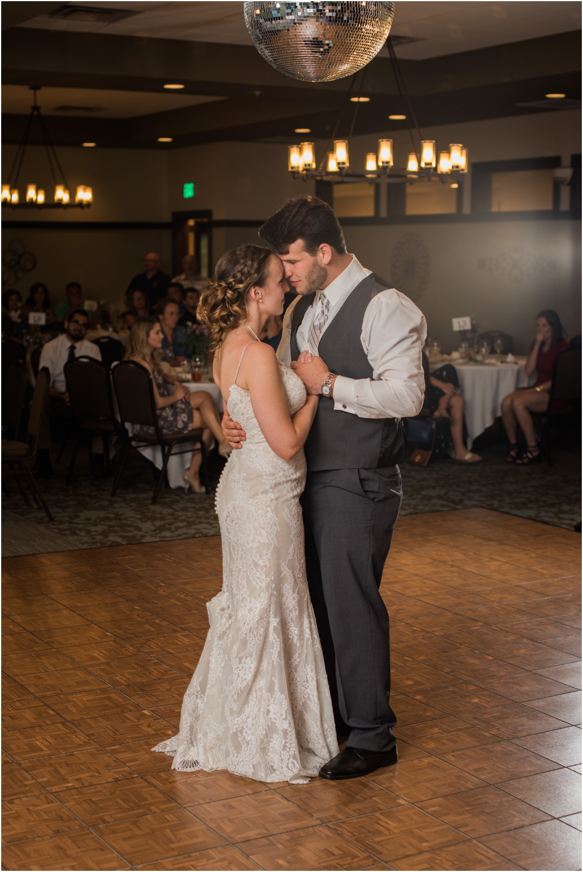 Wisconsin-Wedding-Photographer-Reedsburg-Country-Club-Kaela-and Matt-Wedding-966.jpg