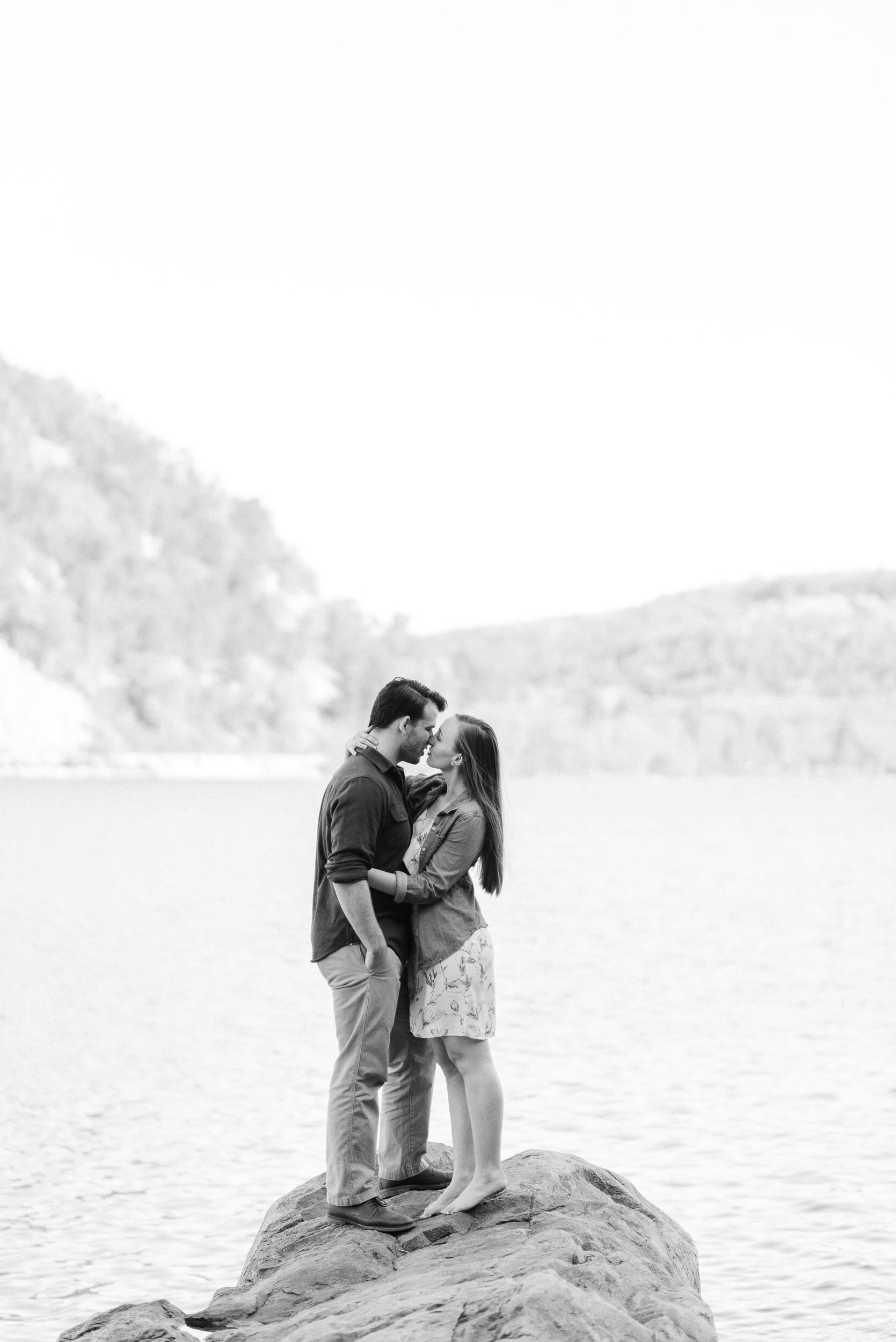 Devil's Lake-Baraboo-Wisconsin-Engagement-Photos-Kaela-and-Matt-112.jpg