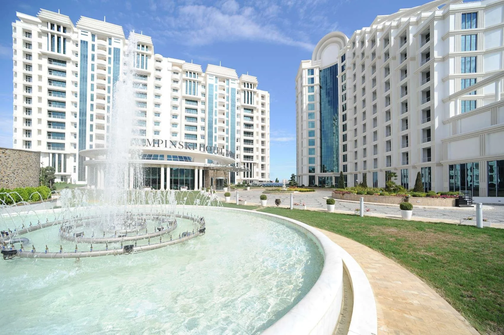 SULZENBACHER_HOTEL_DEVELOPMENT_PERSONS.jpeg