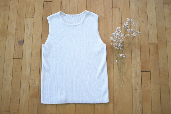 "I prefer a white tank that’s not fitted-but also not too loose, somewhere in between and you can wear it with almost everything (layer, tuck it in, etc.)"