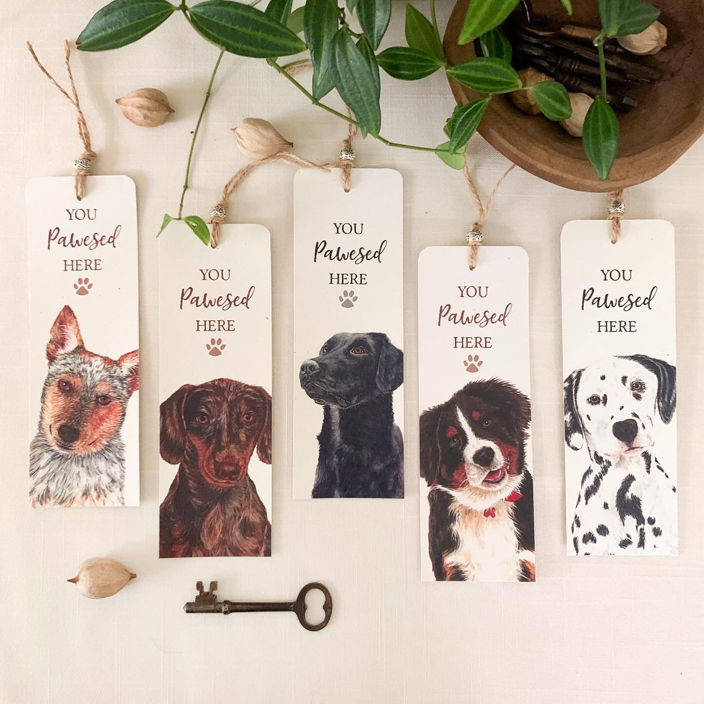 The dog bookmark collection!
#bookmark #bookmarksofinstagram #bookworm #bookwormlife #doglover #doglovergifts #petlovers #dogportraits #petparents #stationery #willowglenstationery #watercolorartist