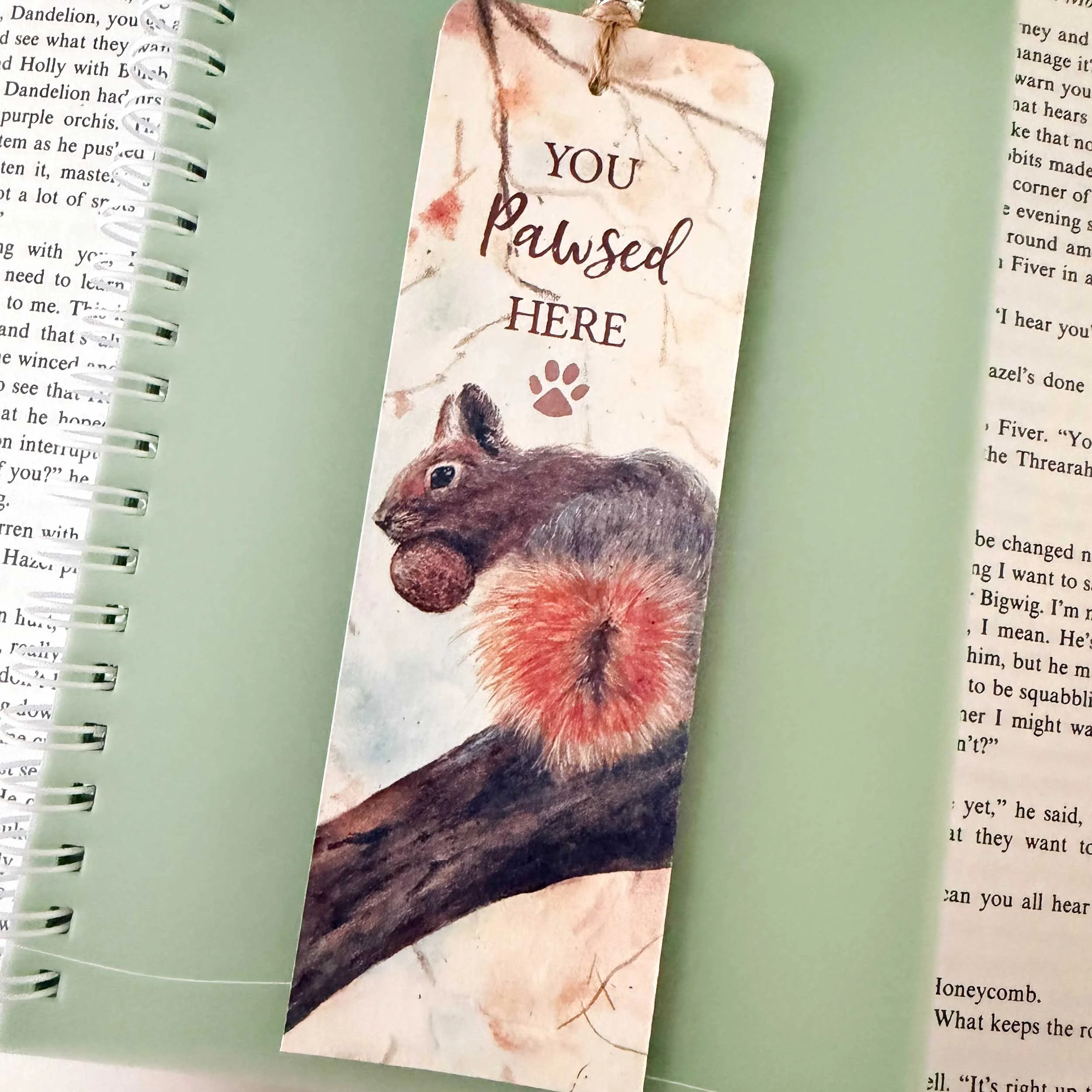 autumn-gray-squirrel-bookmark_2.jpg