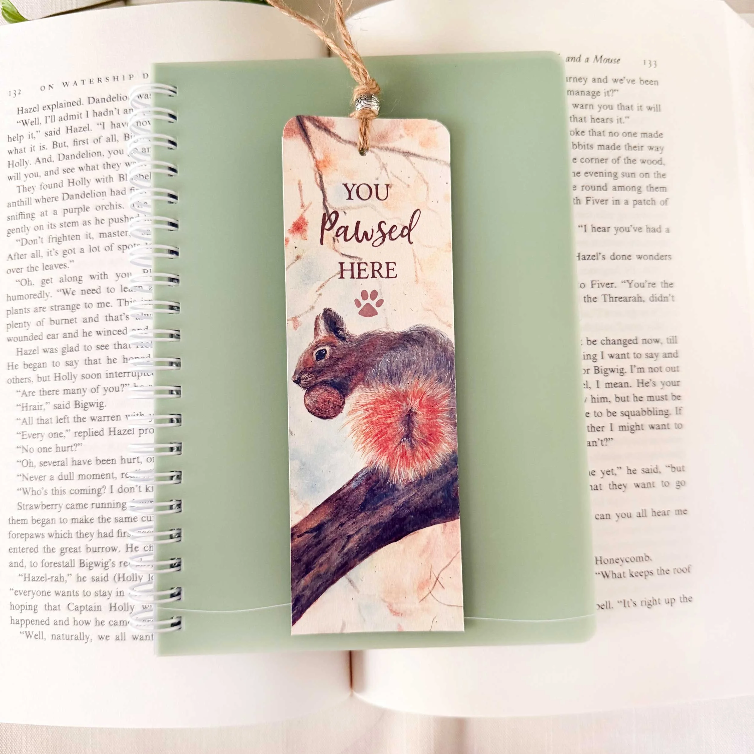 autumn-gray-squirrel-bookmark_1.jpg