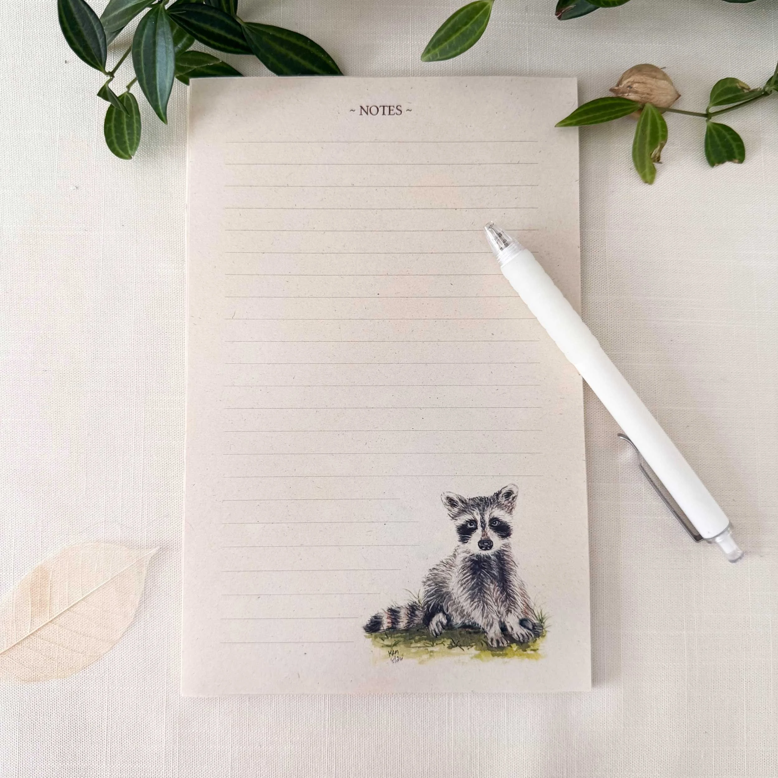 young-raccoon-grass-notepad_1.jpg