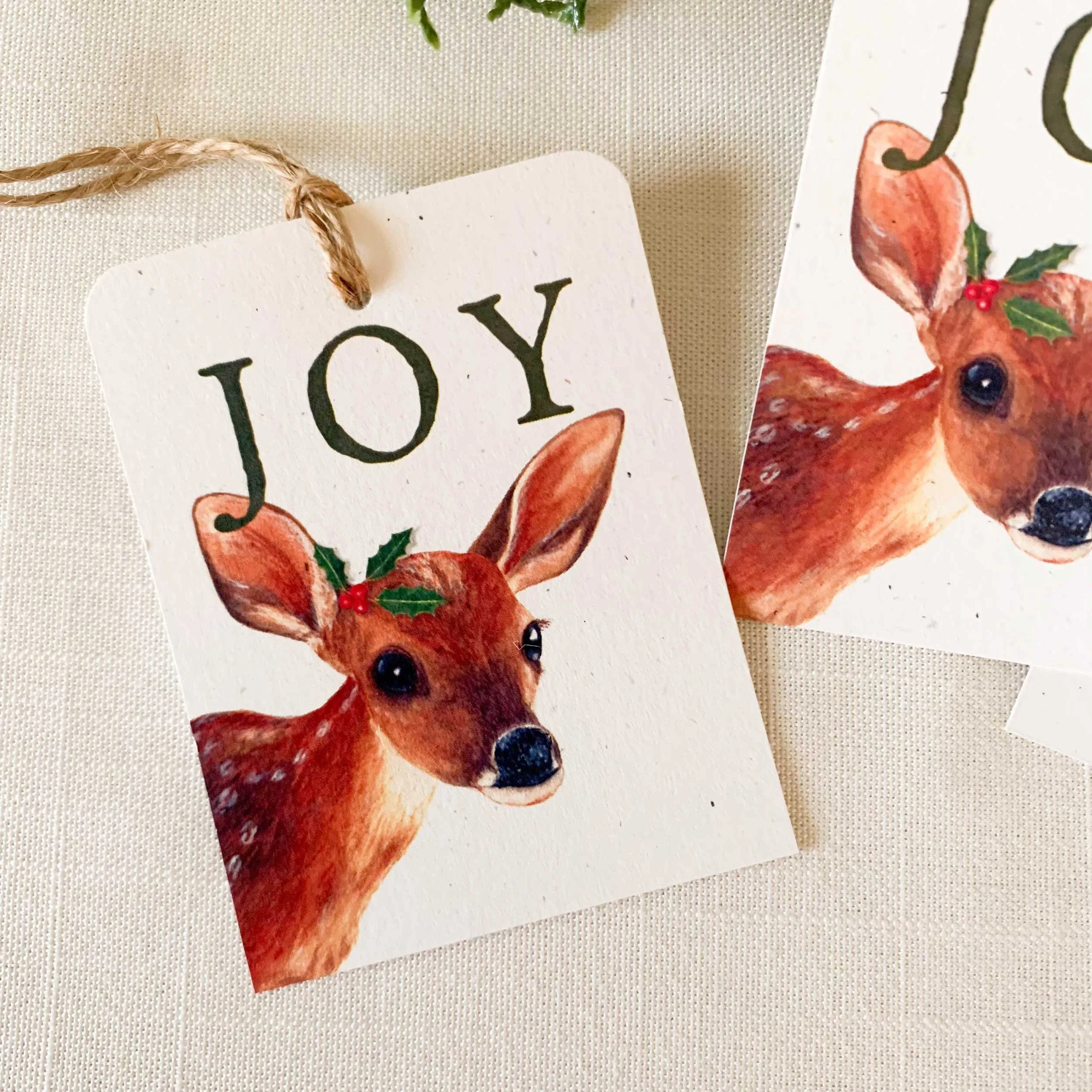 fawn-holly-gift-tags_2.jpg