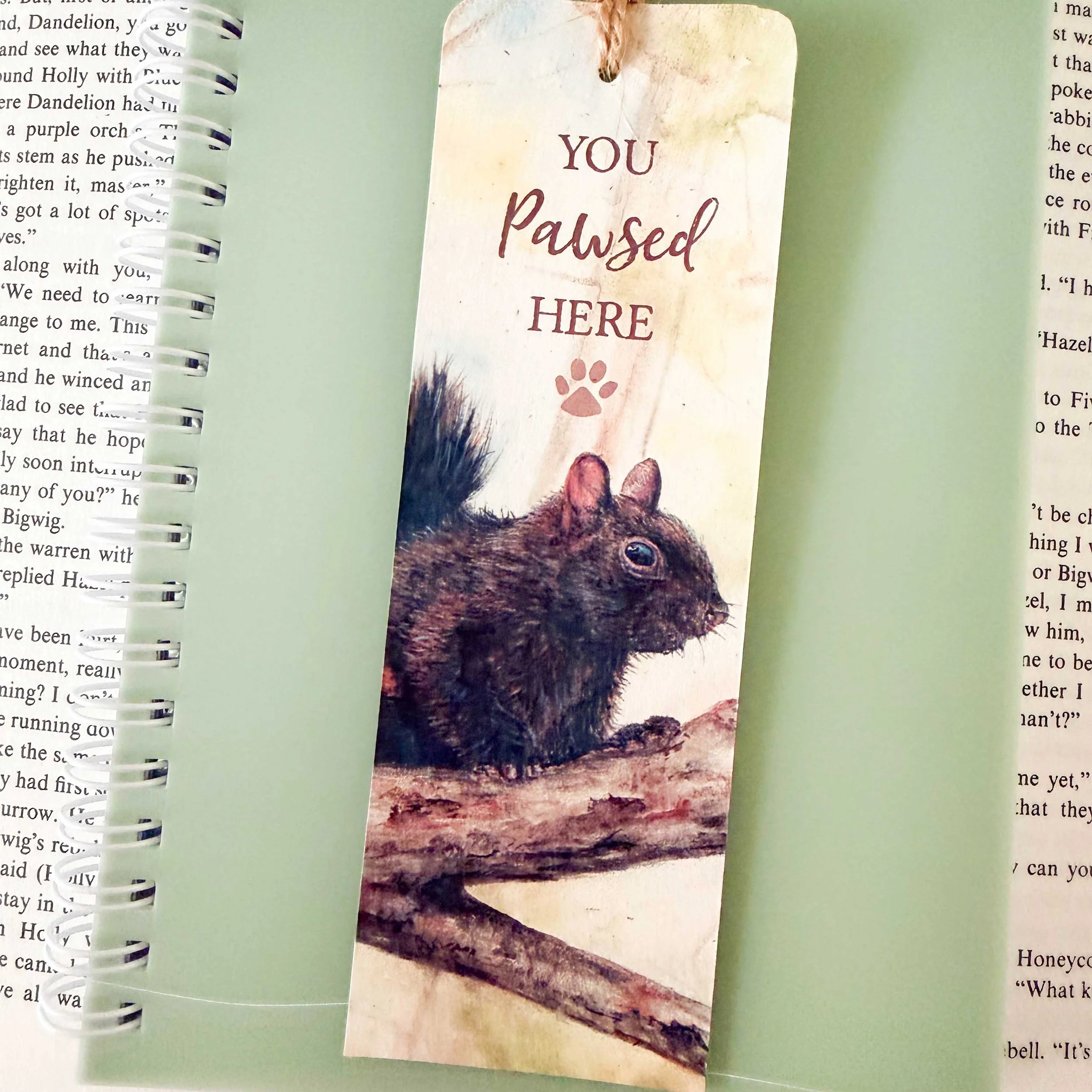 autumn-black-squirrel-bookmark_2.jpg