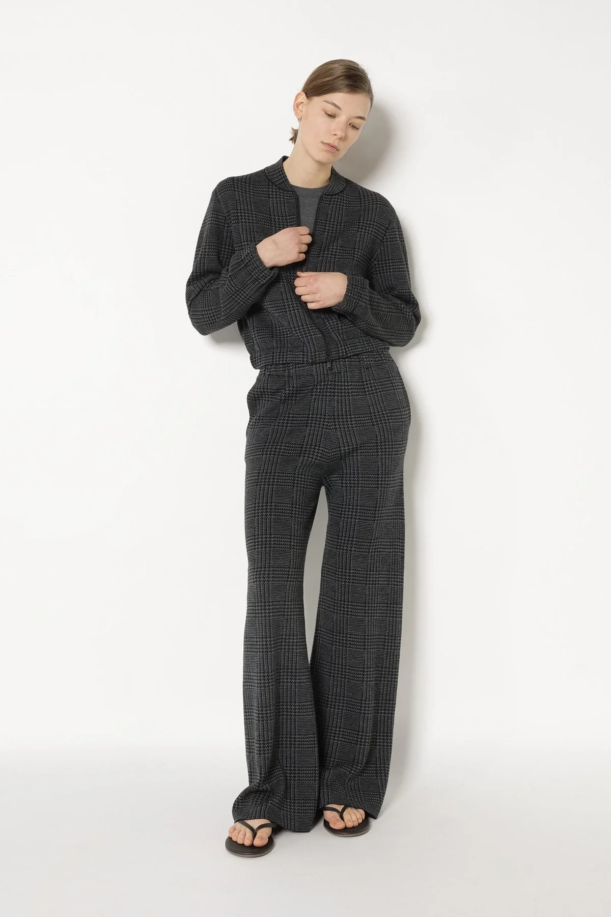 25042_BLACK + FLANELL_5031_web.jpg