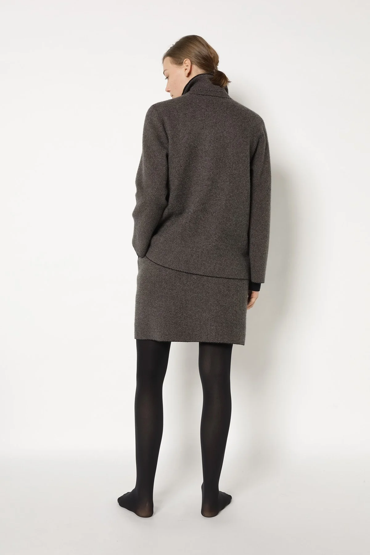 25062_BLACK + WOOD_6868_web.jpg