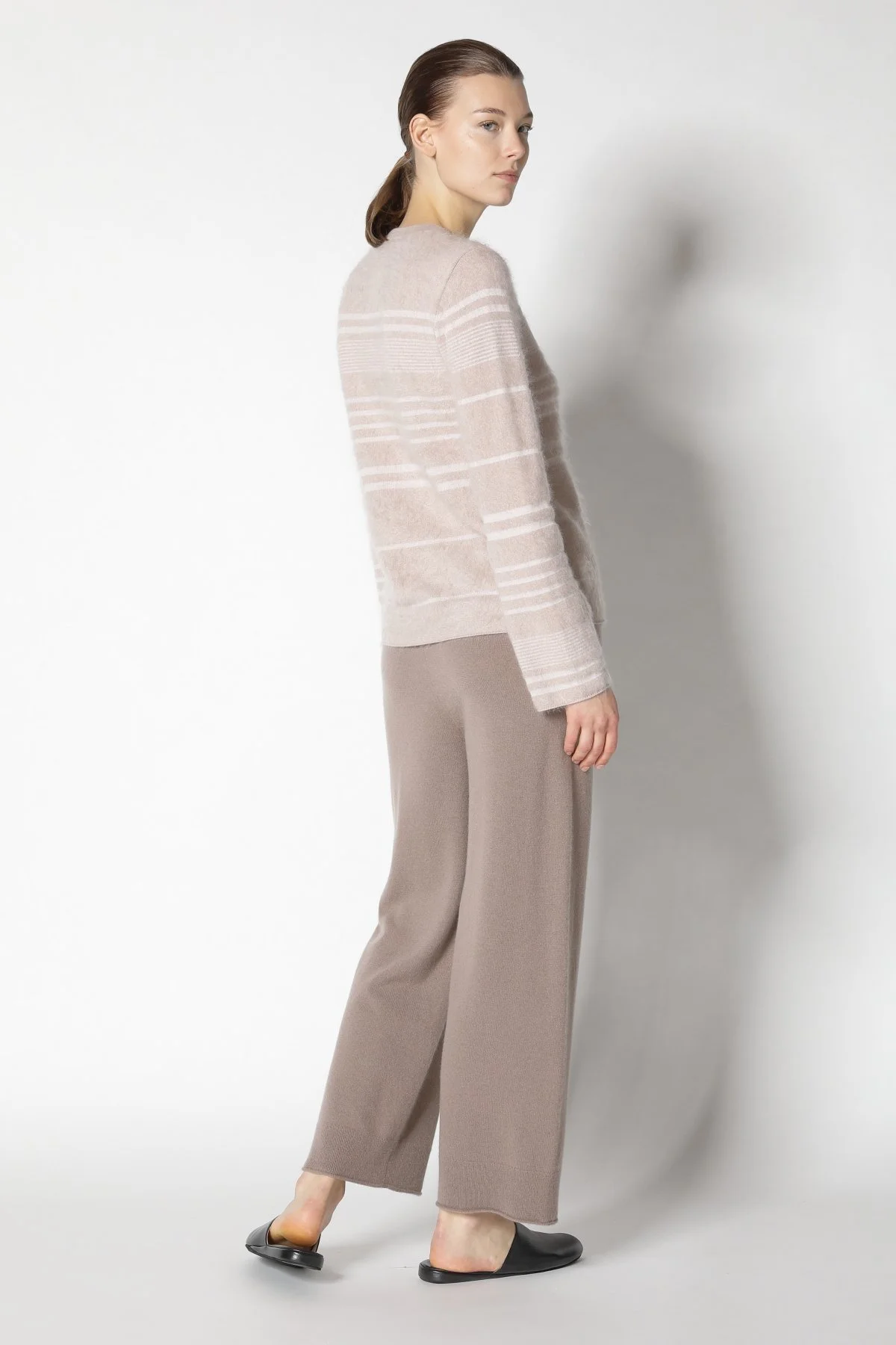 23011_Tan + Oyster_0472.JPG