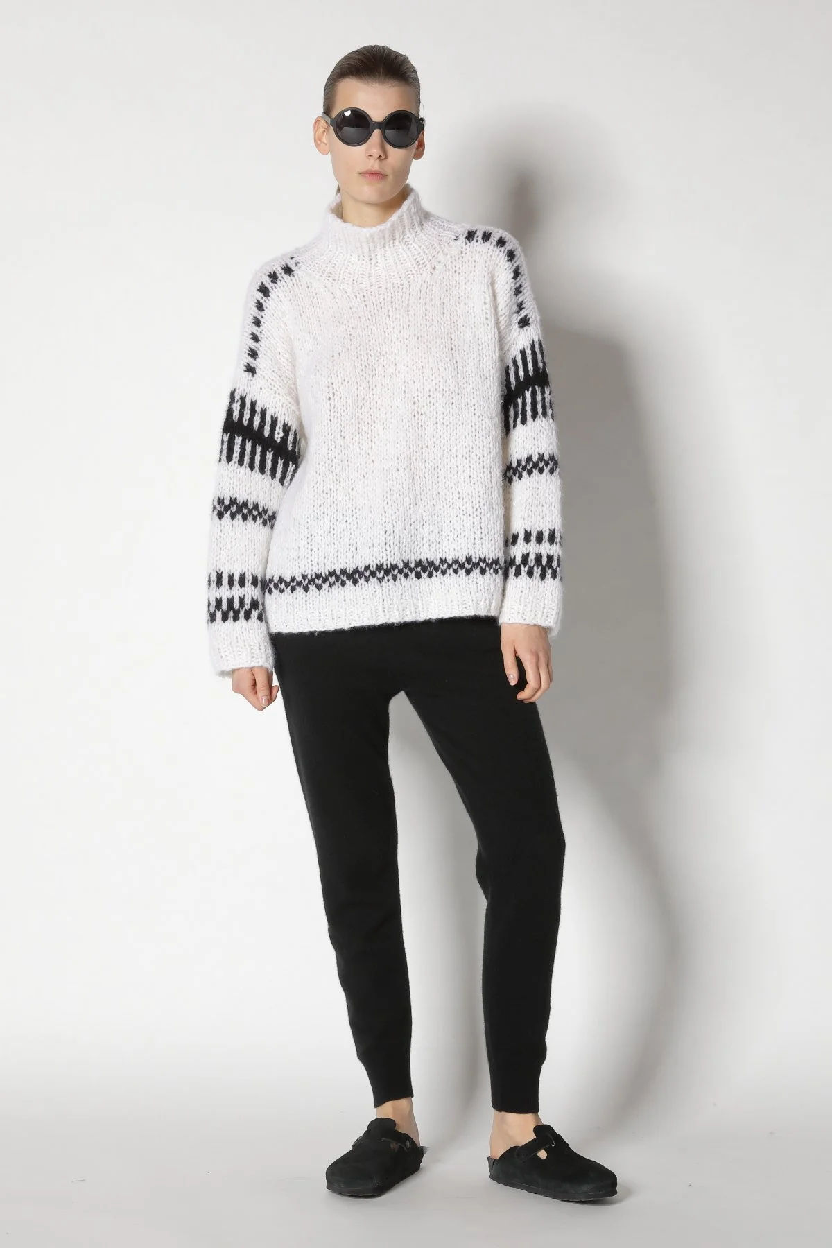 23077_Luna + Black_3626.JPG
