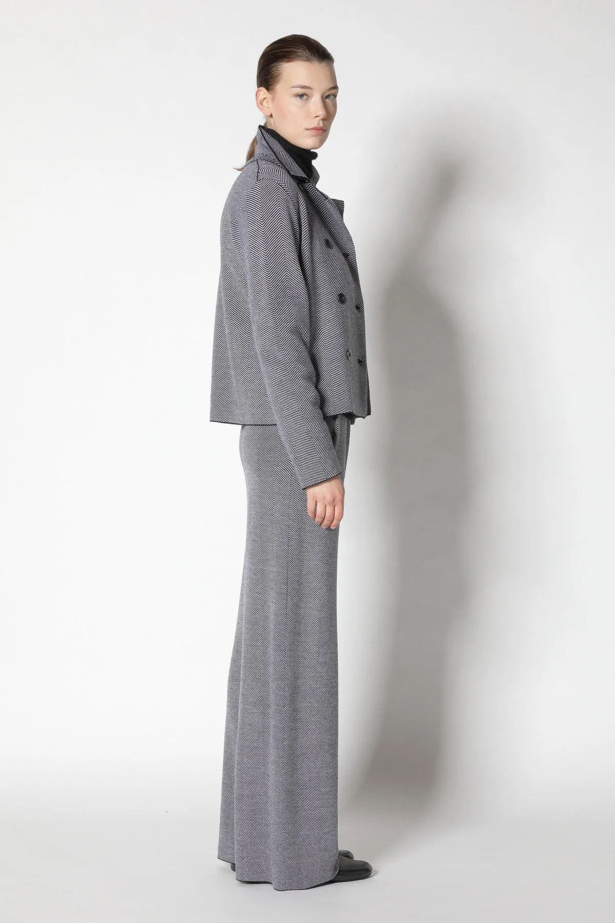 23050_Black + Luna_1801.JPG