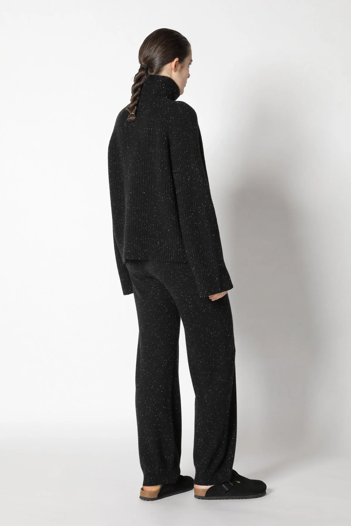  SMINFINITY Knitwear Hamburg Germany, Foto: Holger Stoehrmann, mail@stoehrmann.com, 0177-6302754 