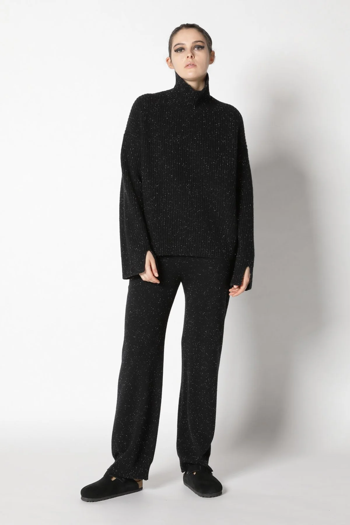  SMINFINITY Knitwear Hamburg Germany, Foto: Holger Stoehrmann, mail@stoehrmann.com, 0177-6302754 