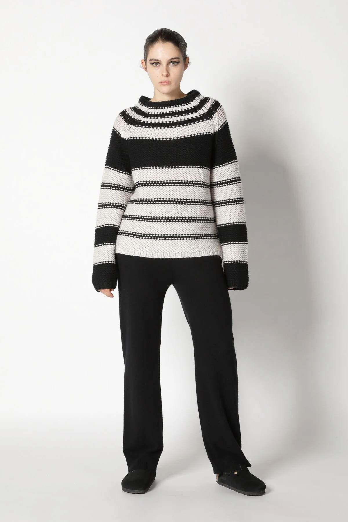  SMINFINITY Knitwear Hamburg Germany, Foto: Holger Stoehrmann, mail@stoehrmann.com, 0177-6302754 