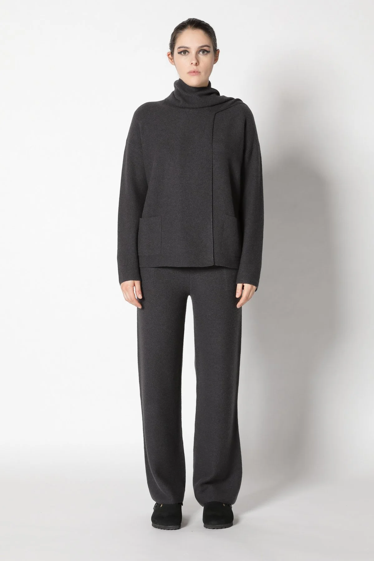  SMINFINITY Knitwear Hamburg Germany, Foto: Holger Stoehrmann, mail@stoehrmann.com, 0177-6302754 