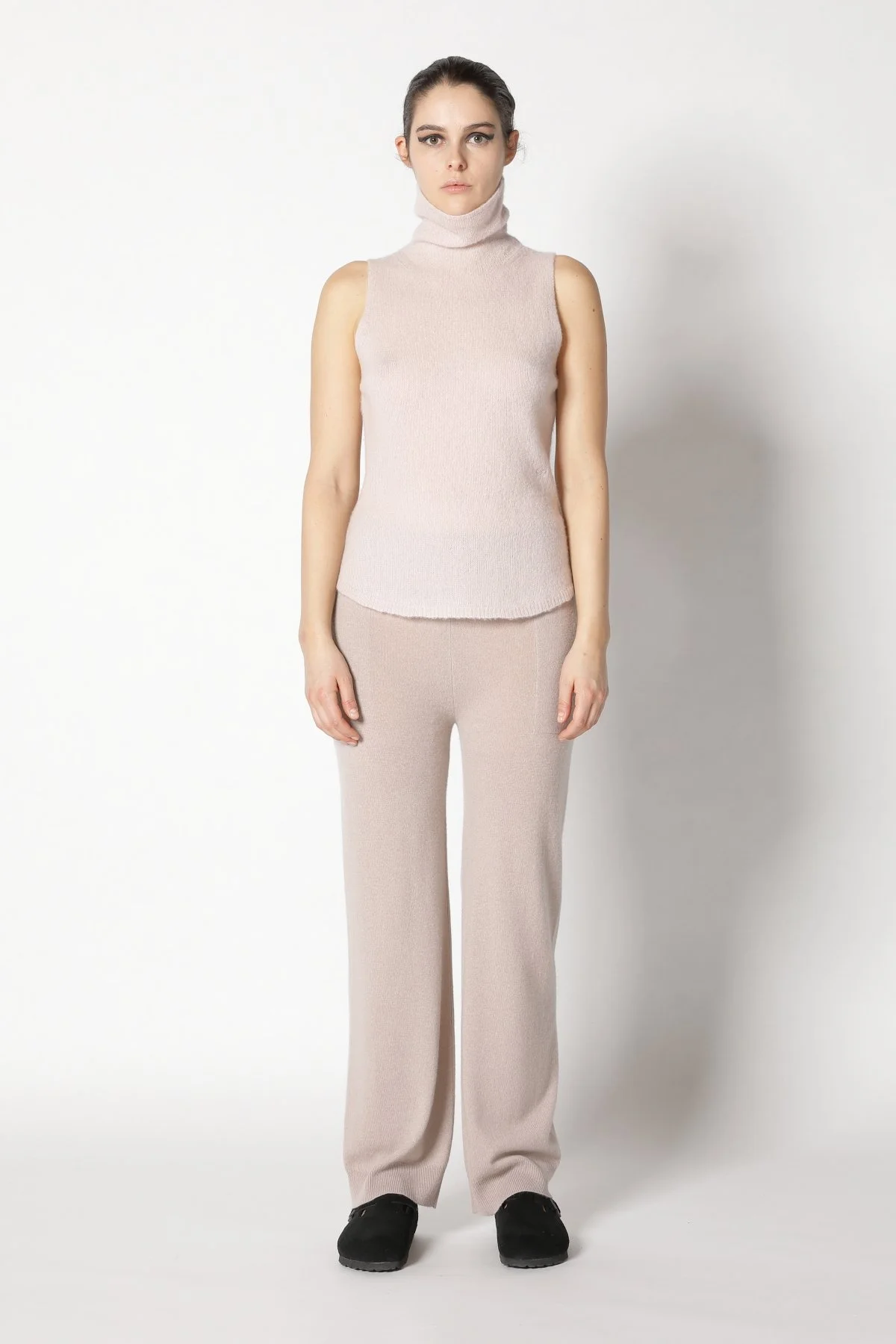  SMINFINITY Knitwear Hamburg Germany, Foto: Holger Stoehrmann, mail@stoehrmann.com, 0177-6302754 