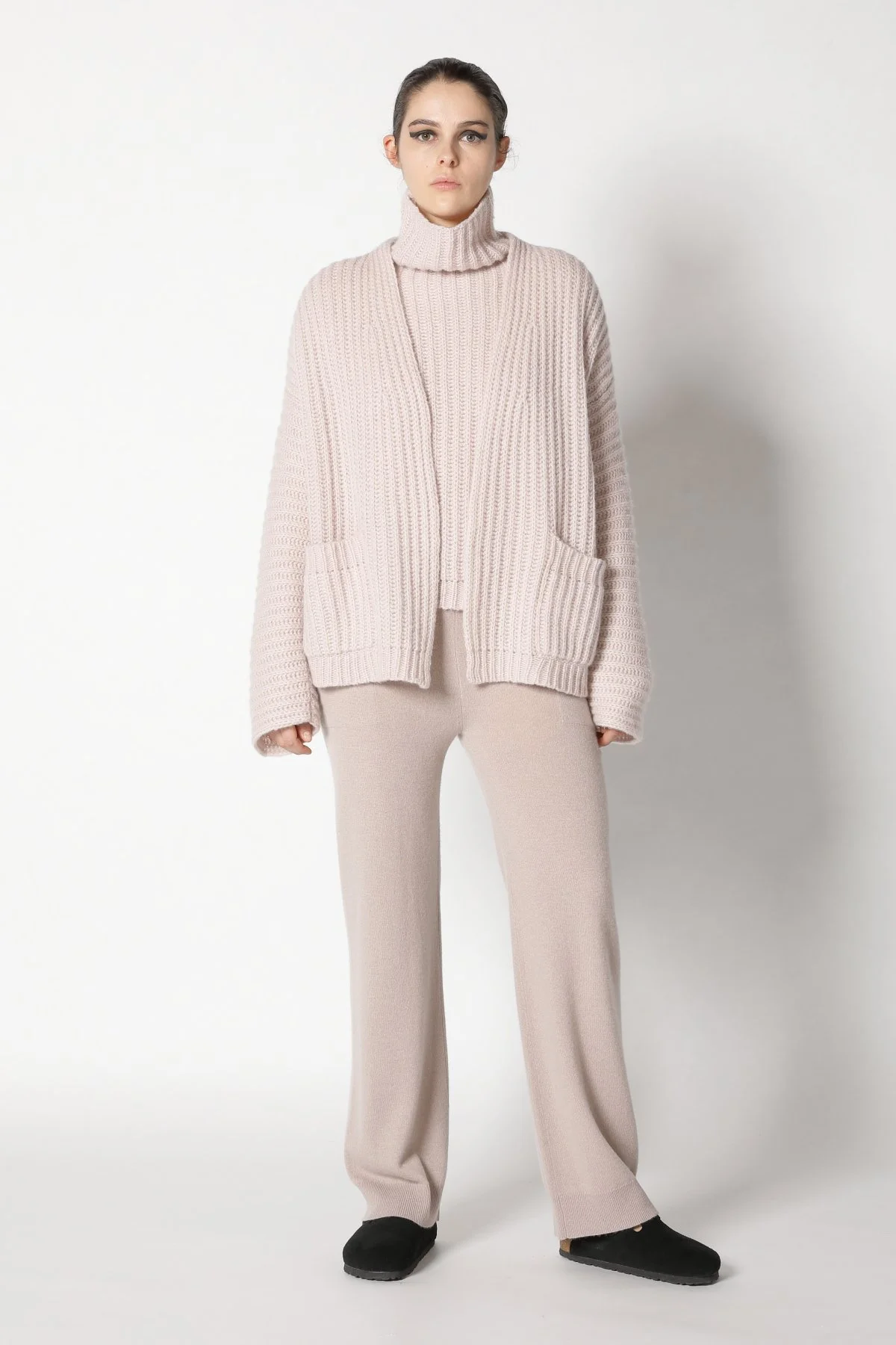  SMINFINITY Knitwear Hamburg Germany, Foto: Holger Stoehrmann, mail@stoehrmann.com, 0177-6302754 