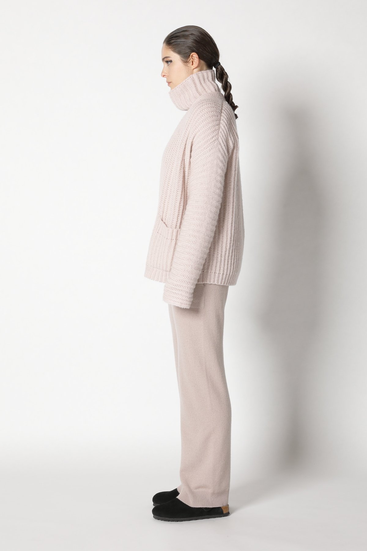  SMINFINITY Knitwear Hamburg Germany, Foto: Holger Stoehrmann, mail@stoehrmann.com, 0177-6302754 