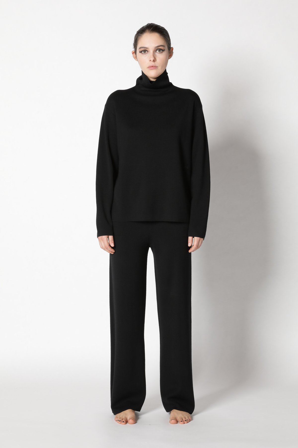  SMINFINITY Knitwear Hamburg Germany, Foto: Holger Stoehrmann, mail@stoehrmann.com, 0177-6302754 