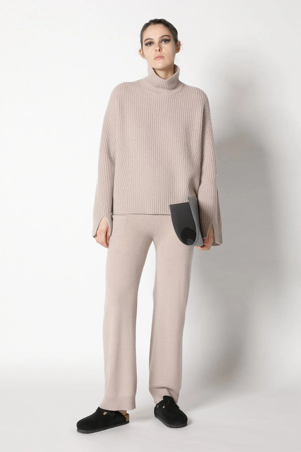  SMINFINITY Knitwear Hamburg Germany, Foto: Holger Stoehrmann, mail@stoehrmann.com, 0177-6302754 