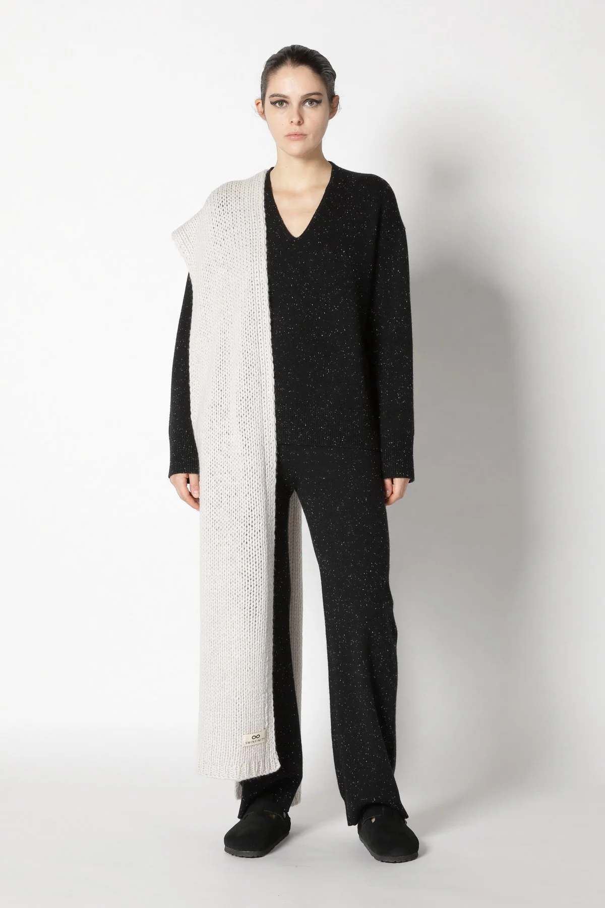  SMINFINITY Knitwear Hamburg Germany, Foto: Holger Stoehrmann, mail@stoehrmann.com, 0177-6302754 