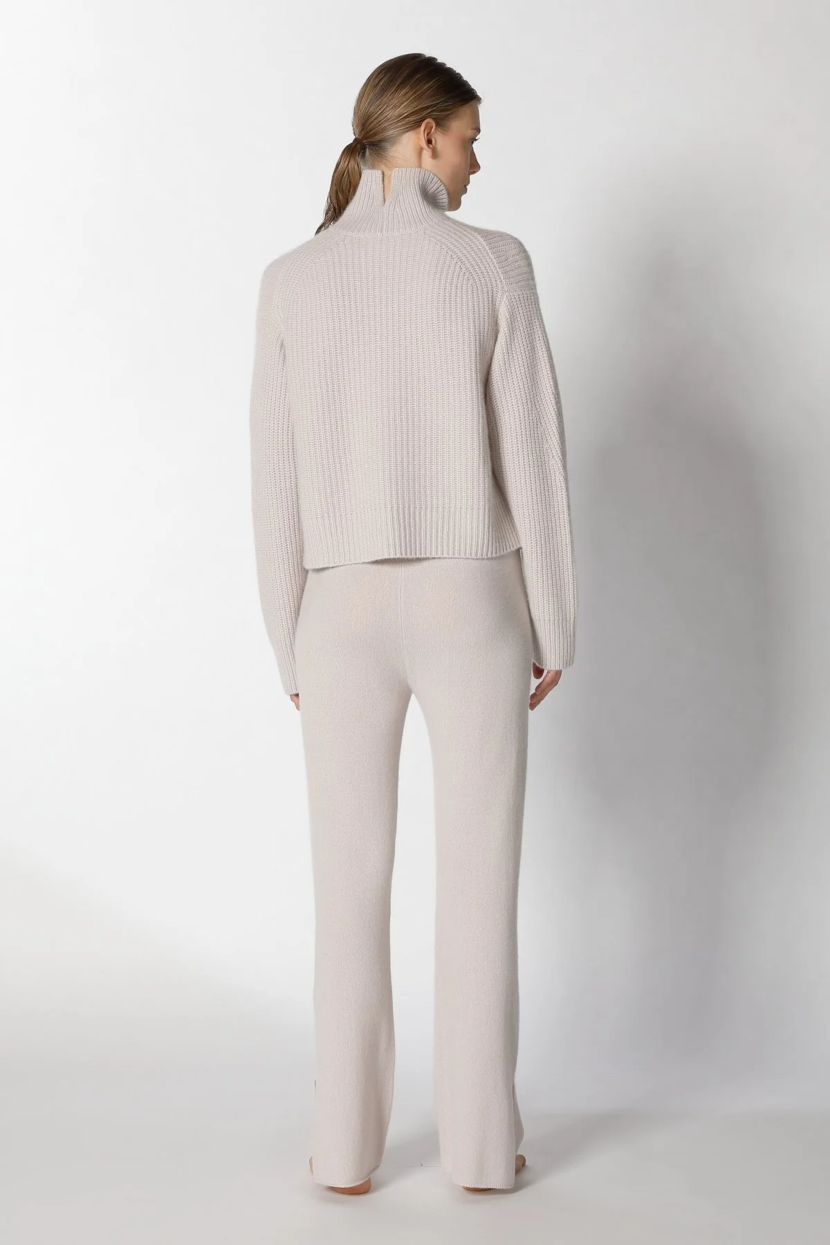  SMINFINITY Knitwear Hamburg Germany, Foto: Holger Stoehrmann, mail@stoehrmann.com, 0177-6302754 