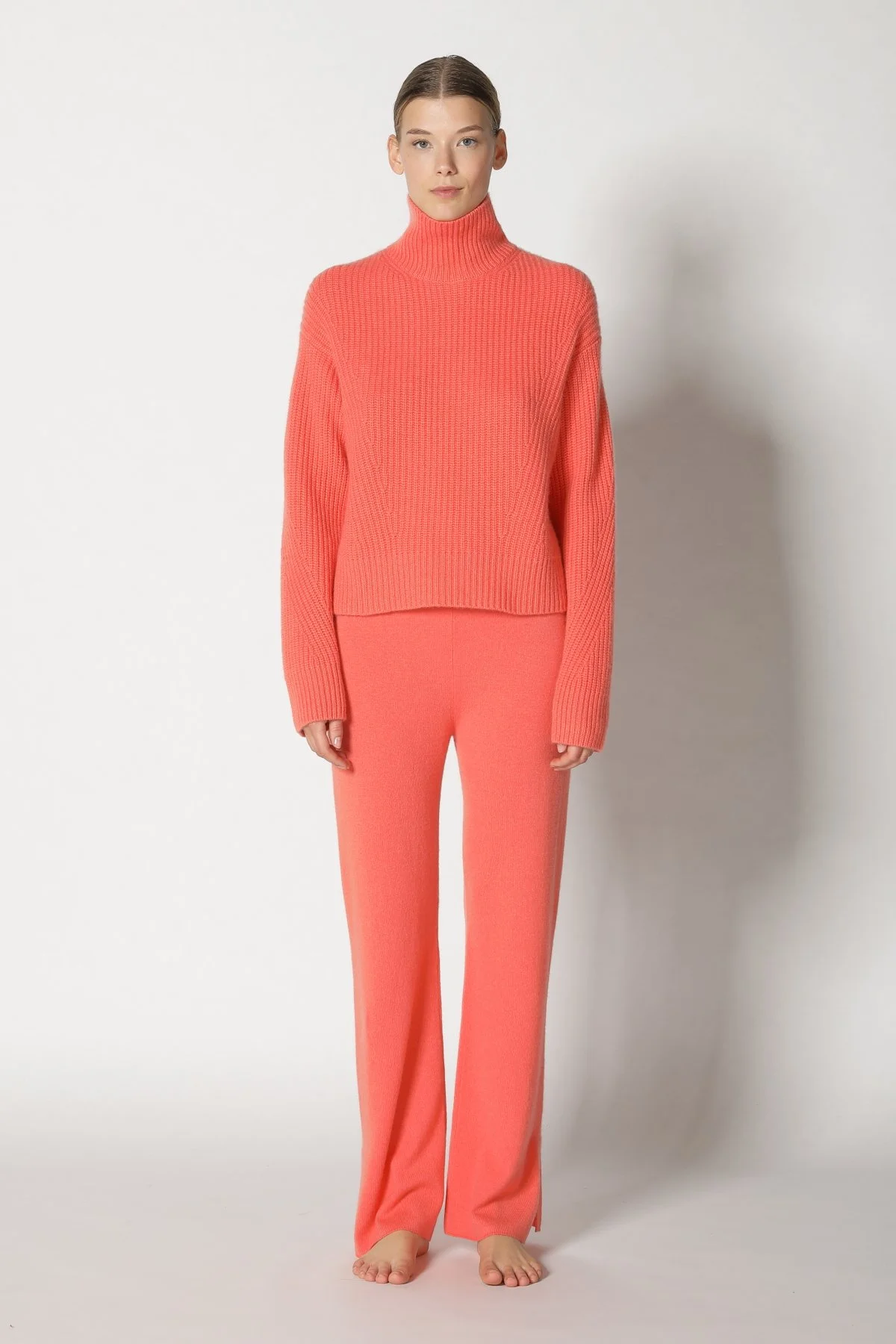  SMINFINITY Knitwear Hamburg Germany, Foto: Holger Stoehrmann, mail@stoehrmann.com, 0177-6302754 