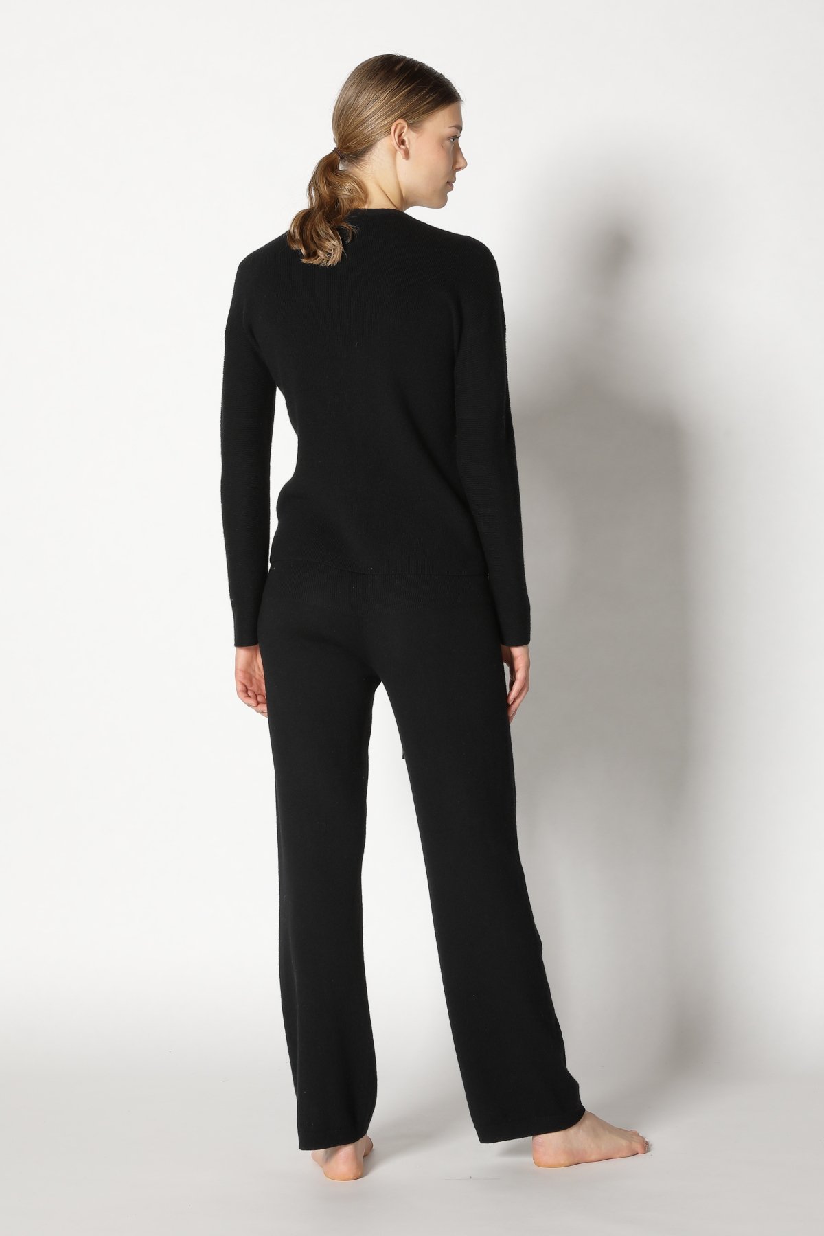  SMINFINITY Knitwear Hamburg Germany, Foto: Holger Stoehrmann, mail@stoehrmann.com, 0177-6302754 