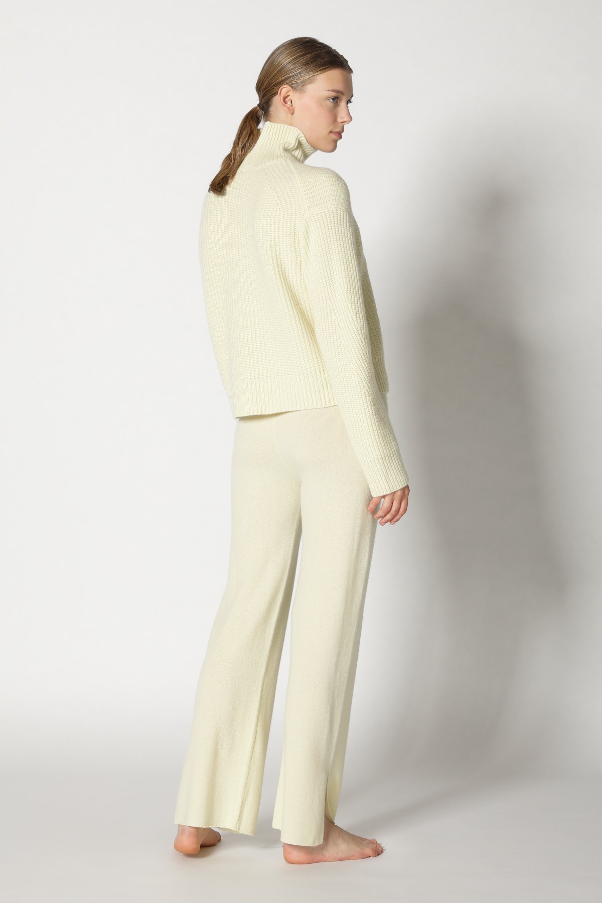  SMINFINITY Knitwear Hamburg Germany, Foto: Holger Stoehrmann, mail@stoehrmann.com, 0177-6302754 