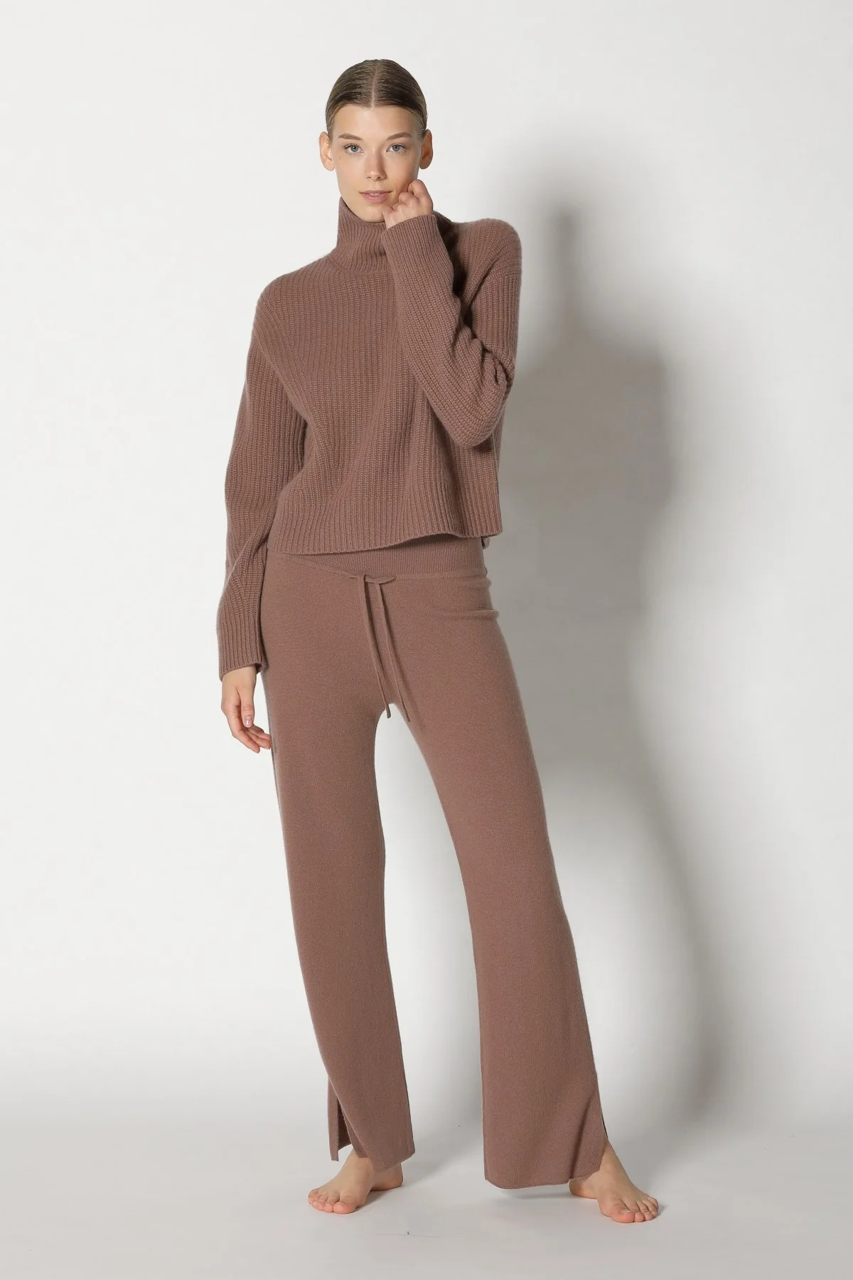  SMINFINITY Knitwear Hamburg Germany, Foto: Holger Stoehrmann, mail@stoehrmann.com, 0177-6302754 