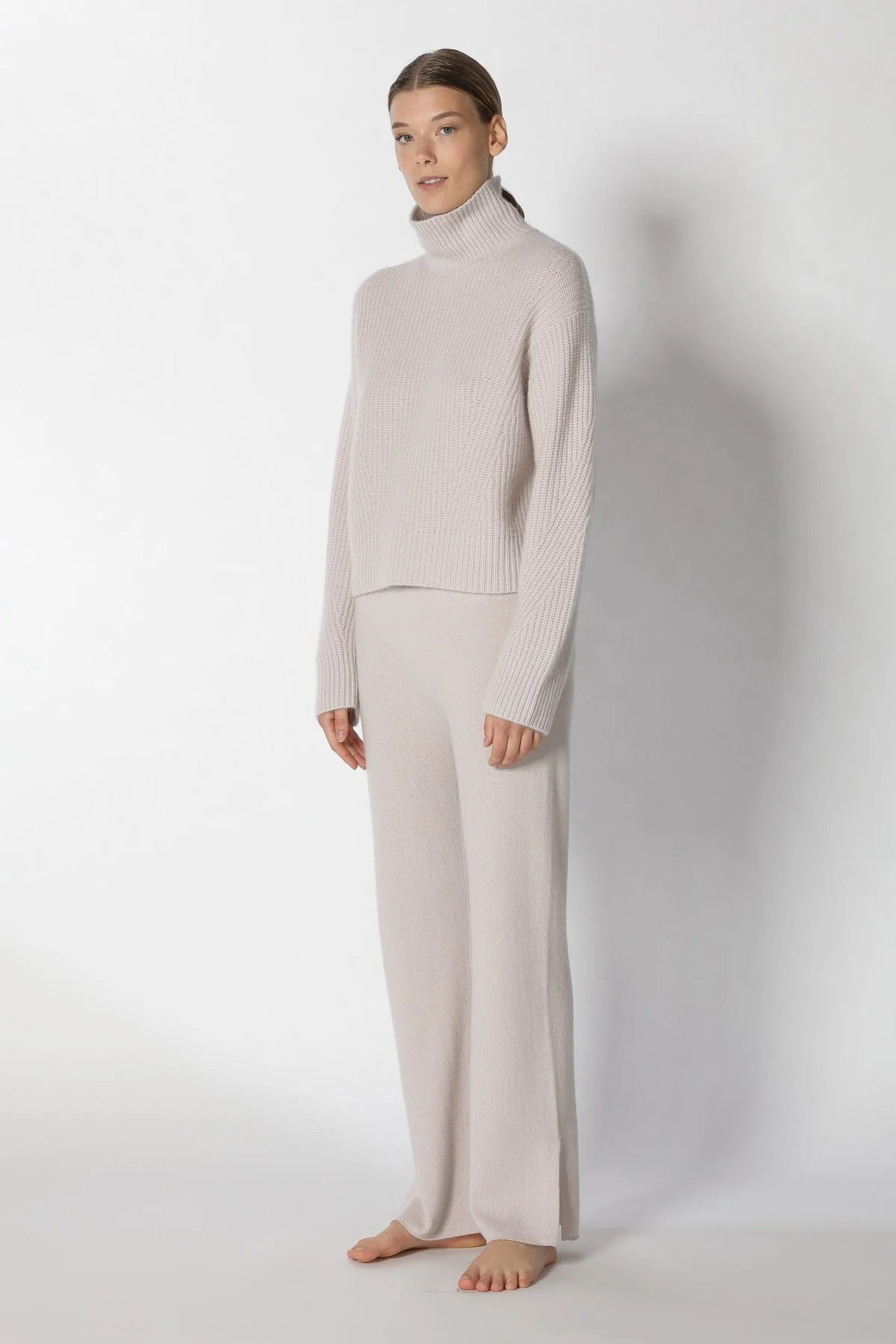  SMINFINITY Knitwear Hamburg Germany, Foto: Holger Stoehrmann, mail@stoehrmann.com, 0177-6302754 