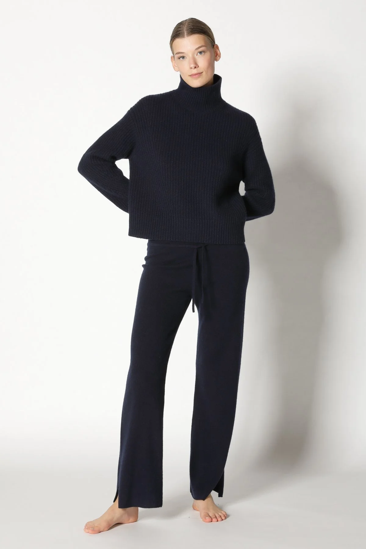  SMINFINITY Knitwear Hamburg Germany, Foto: Holger Stoehrmann, mail@stoehrmann.com, 0177-6302754 