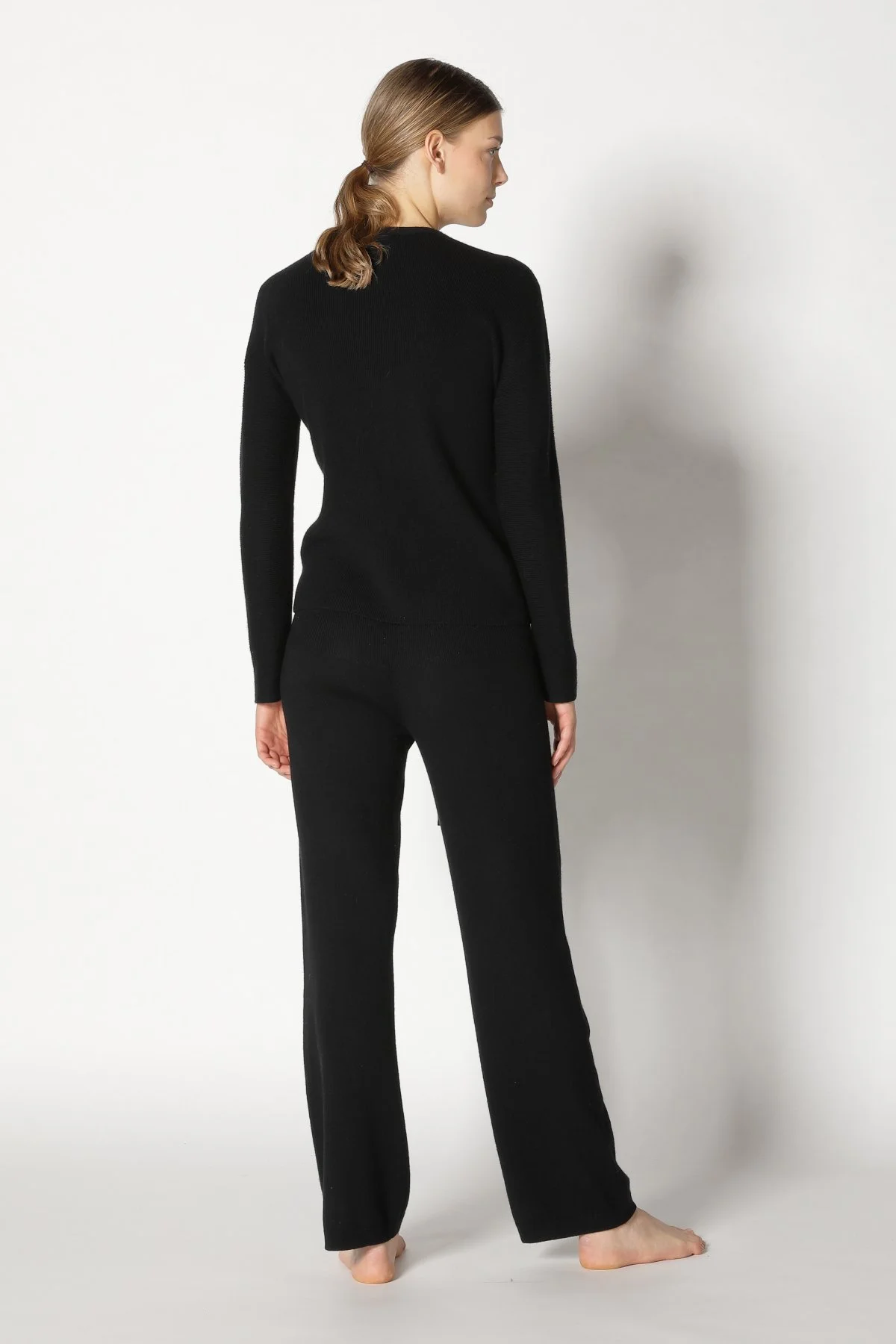 20050_BLACK_3527.JPG