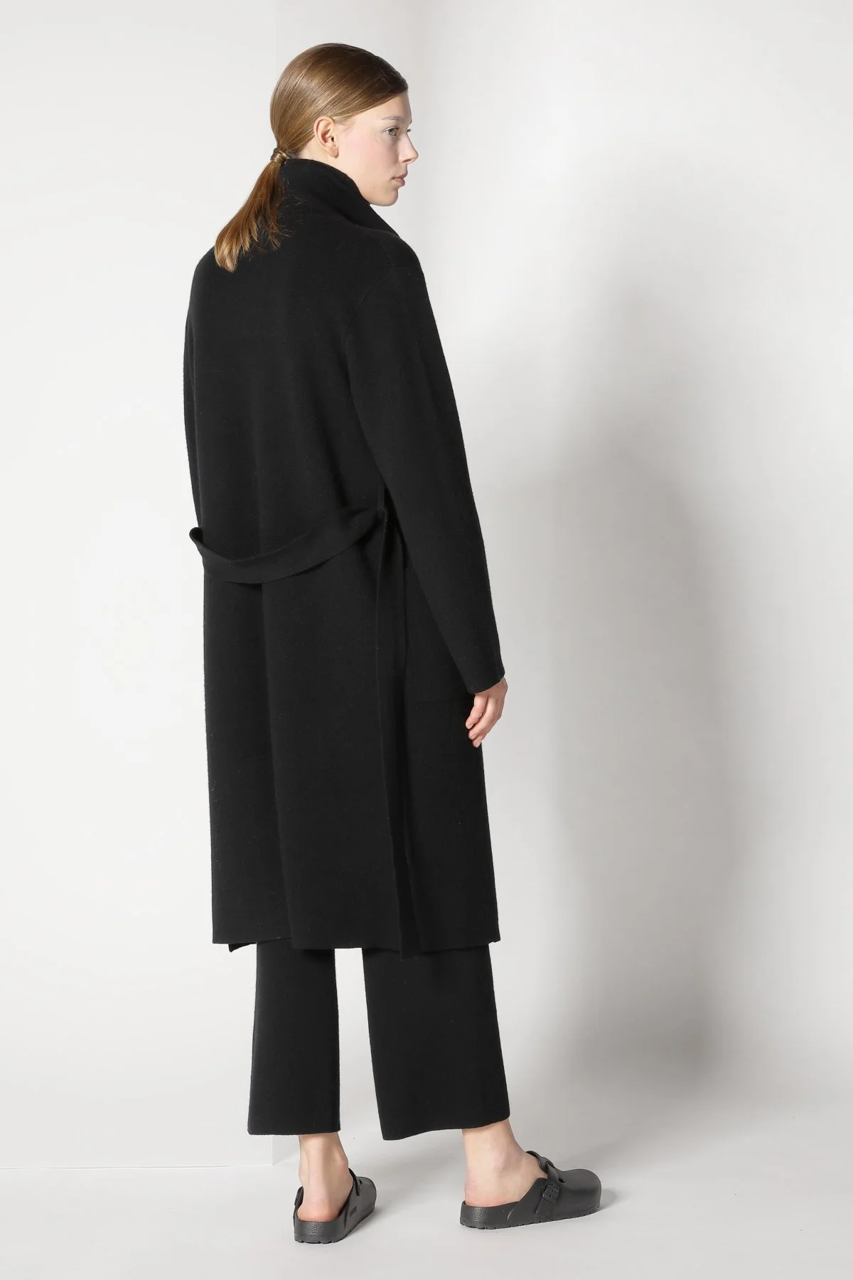 21021_BLACK_5195.JPG (Kopie)