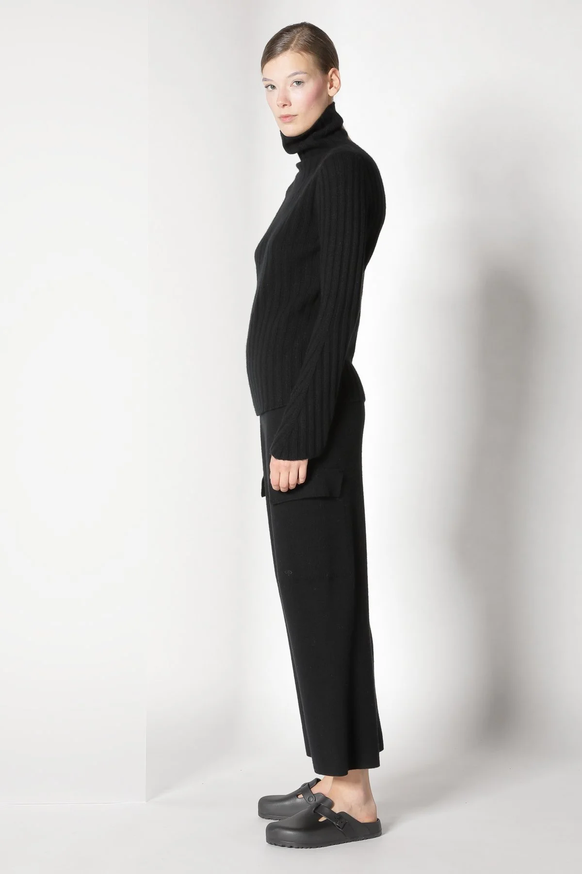 21025_BLACK_5212.JPG (Kopie)