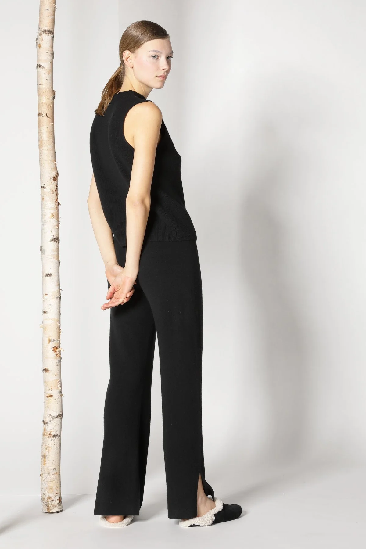 21056_BLACK_2153.JPG